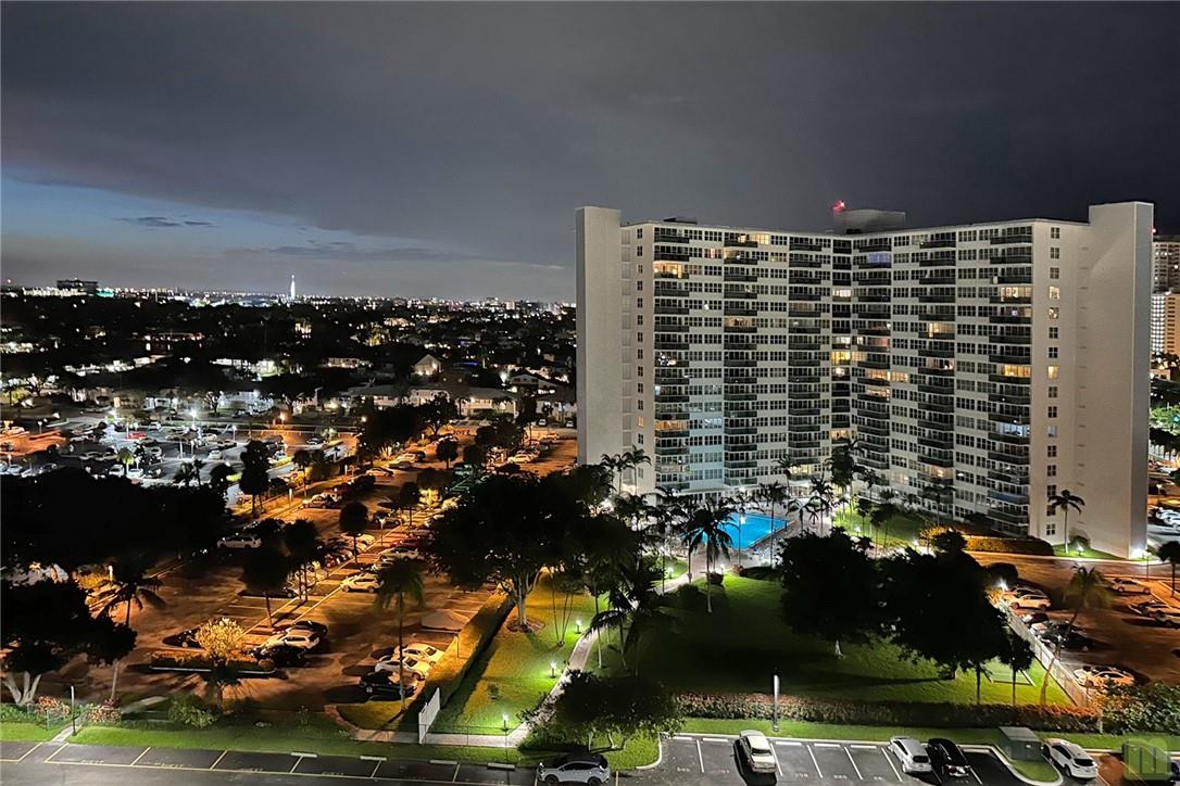 CORAL RIDGE TOWERS SOUTH - Residential