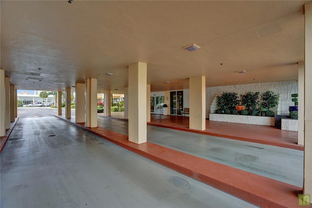 CORAL RIDGE TOWERS SOUTH - Residential
