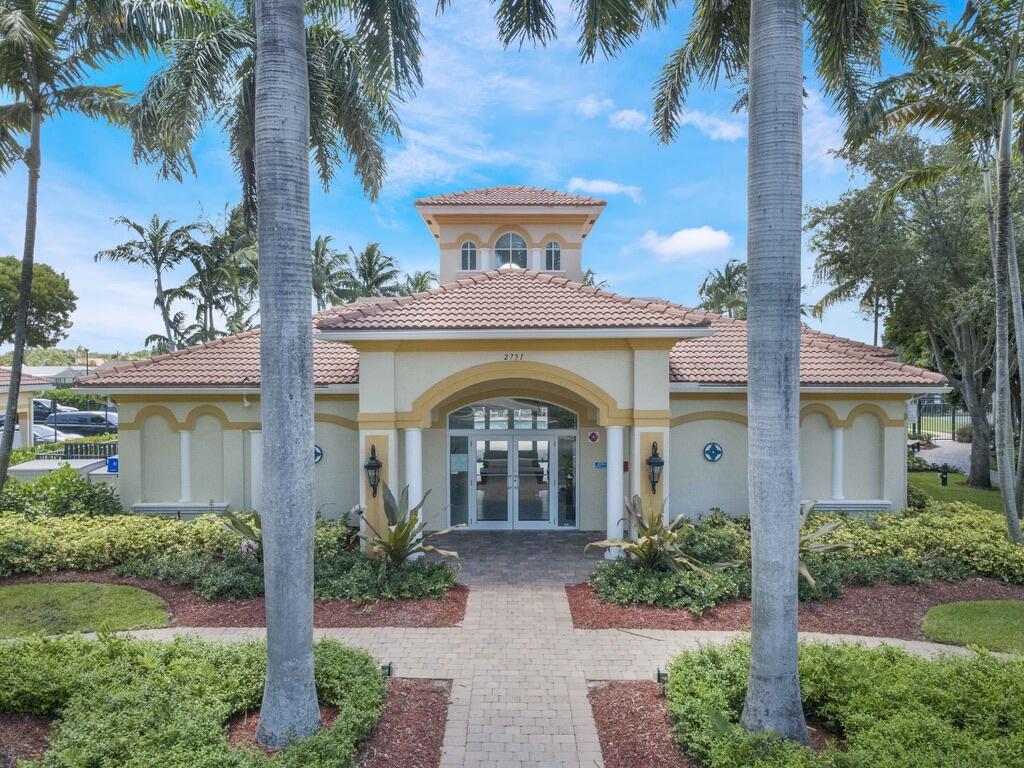 QUANTUM PARK TOWNHOMES - Residential