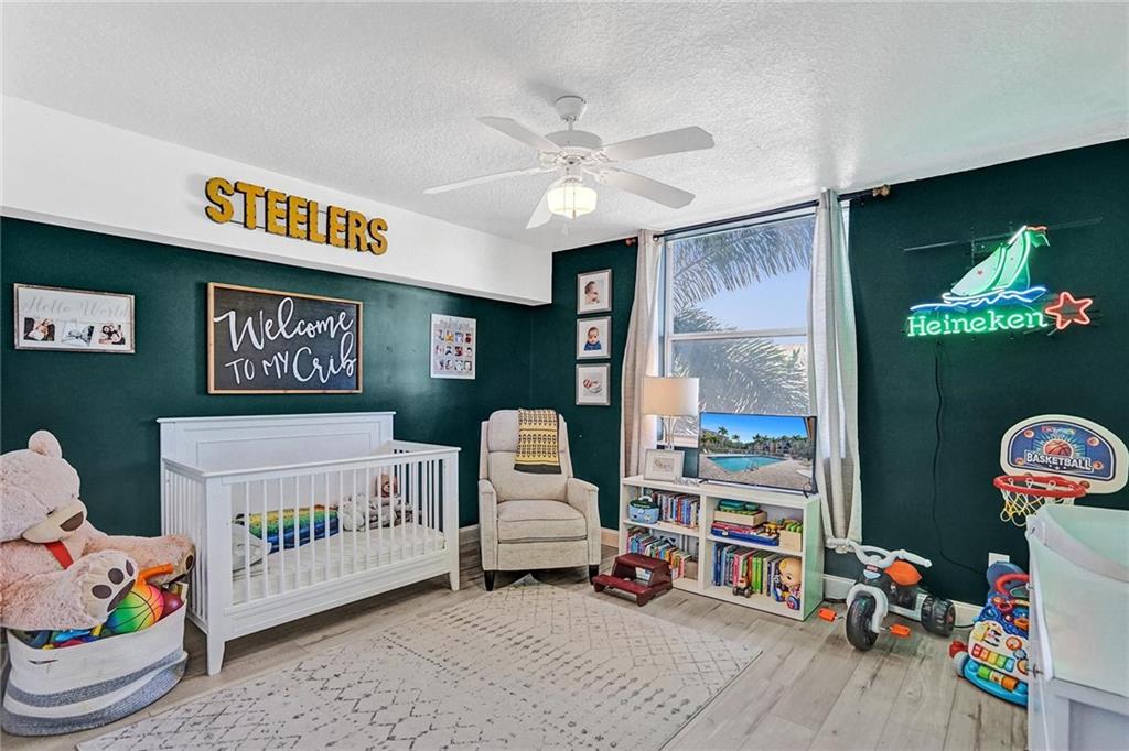 Sheridan Beach Club Condo - Residential