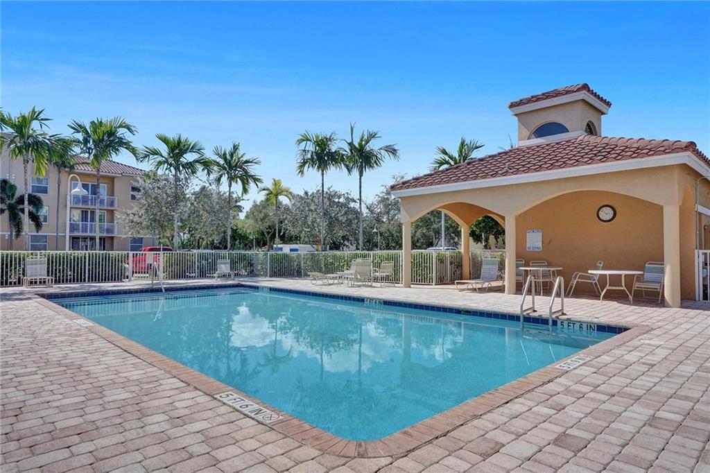 Sheridan Beach Club Condo - Residential