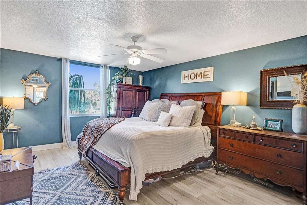 Sheridan Beach Club Condo - Residential