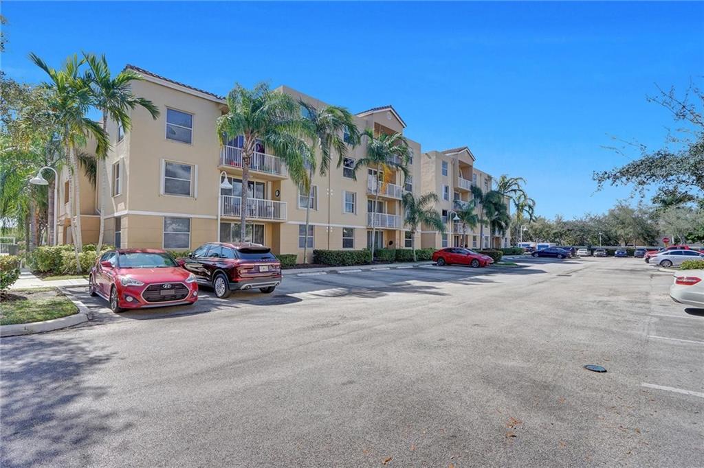 Sheridan Beach Club Condo - Residential
