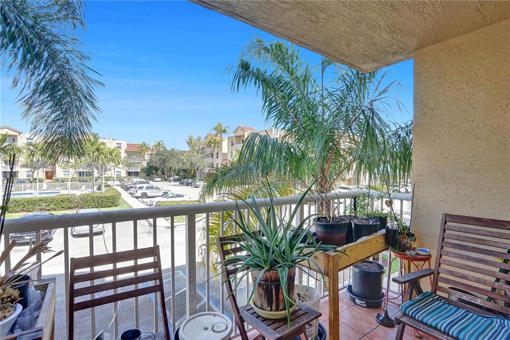 Sheridan Beach Club Condo - Residential