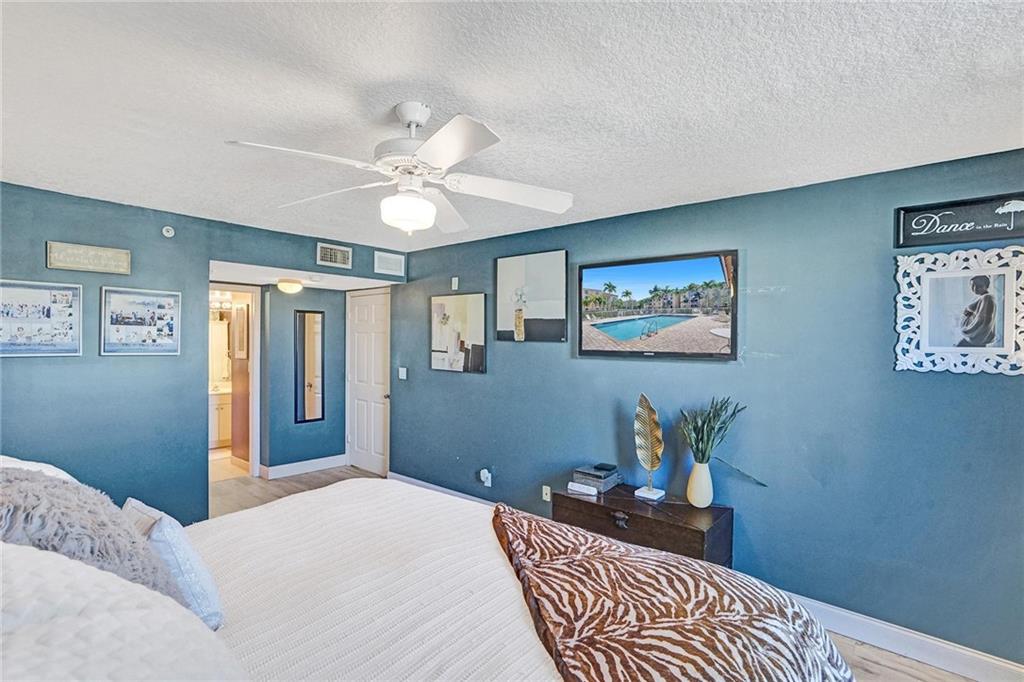 Sheridan Beach Club Condo - Residential