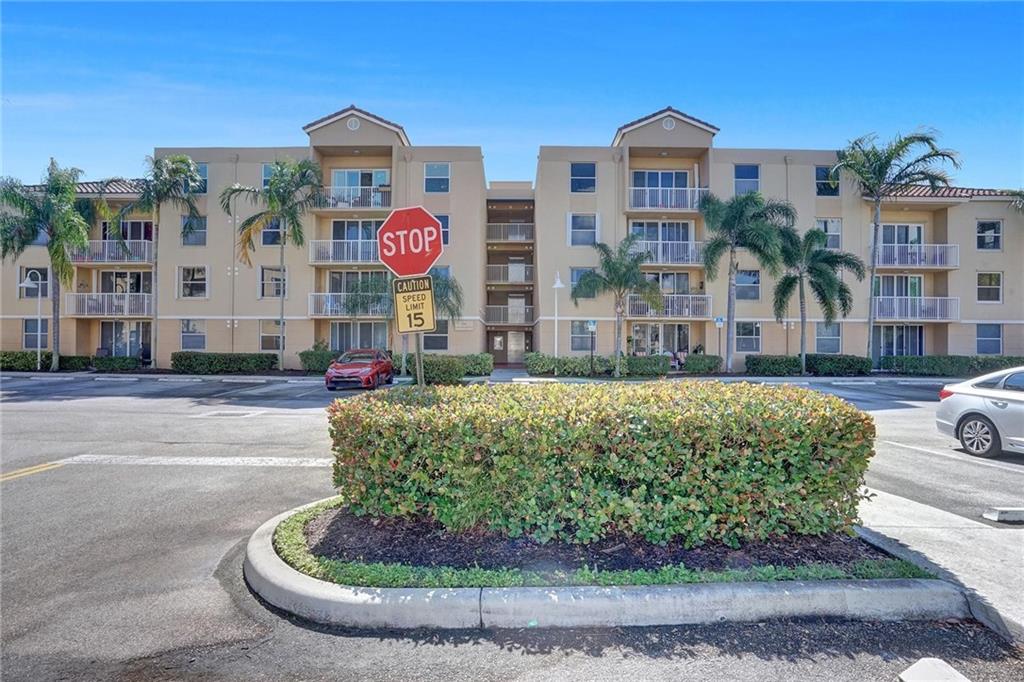 Sheridan Beach Club Condo - Residential