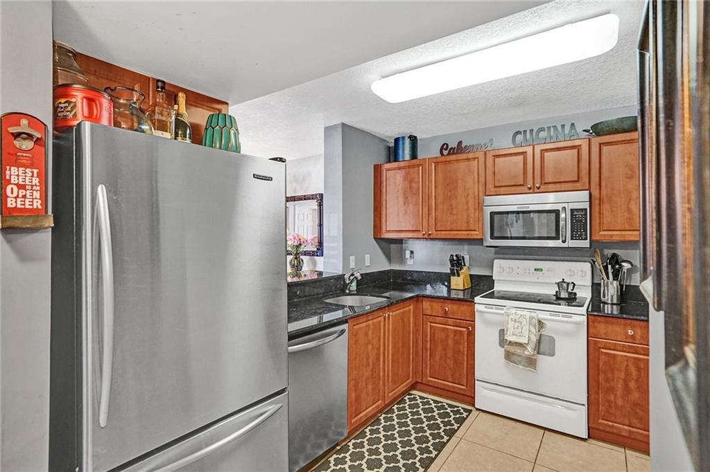 Sheridan Beach Club Condo - Residential