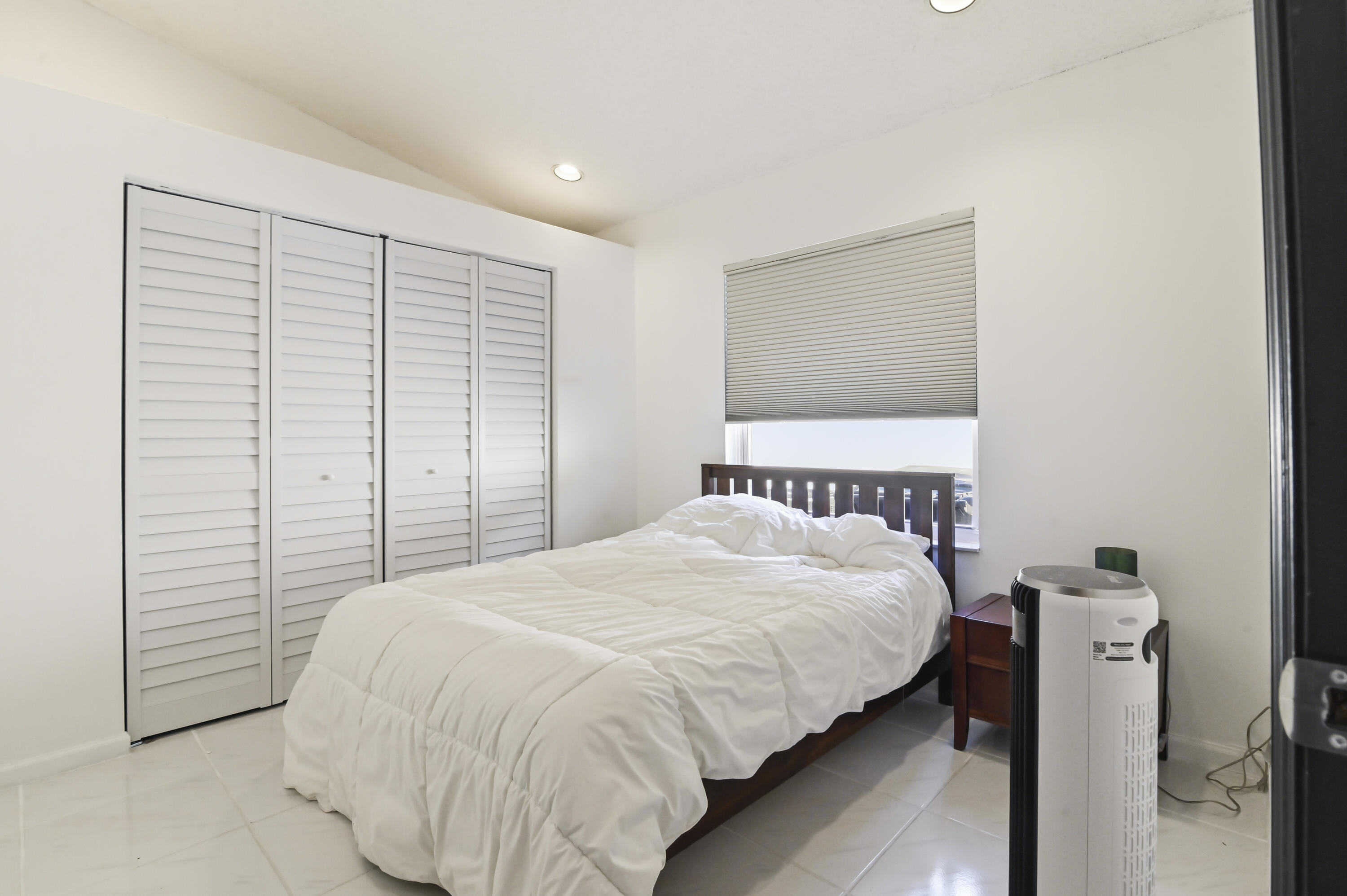 WINSTON TRAILS - Residential Lease