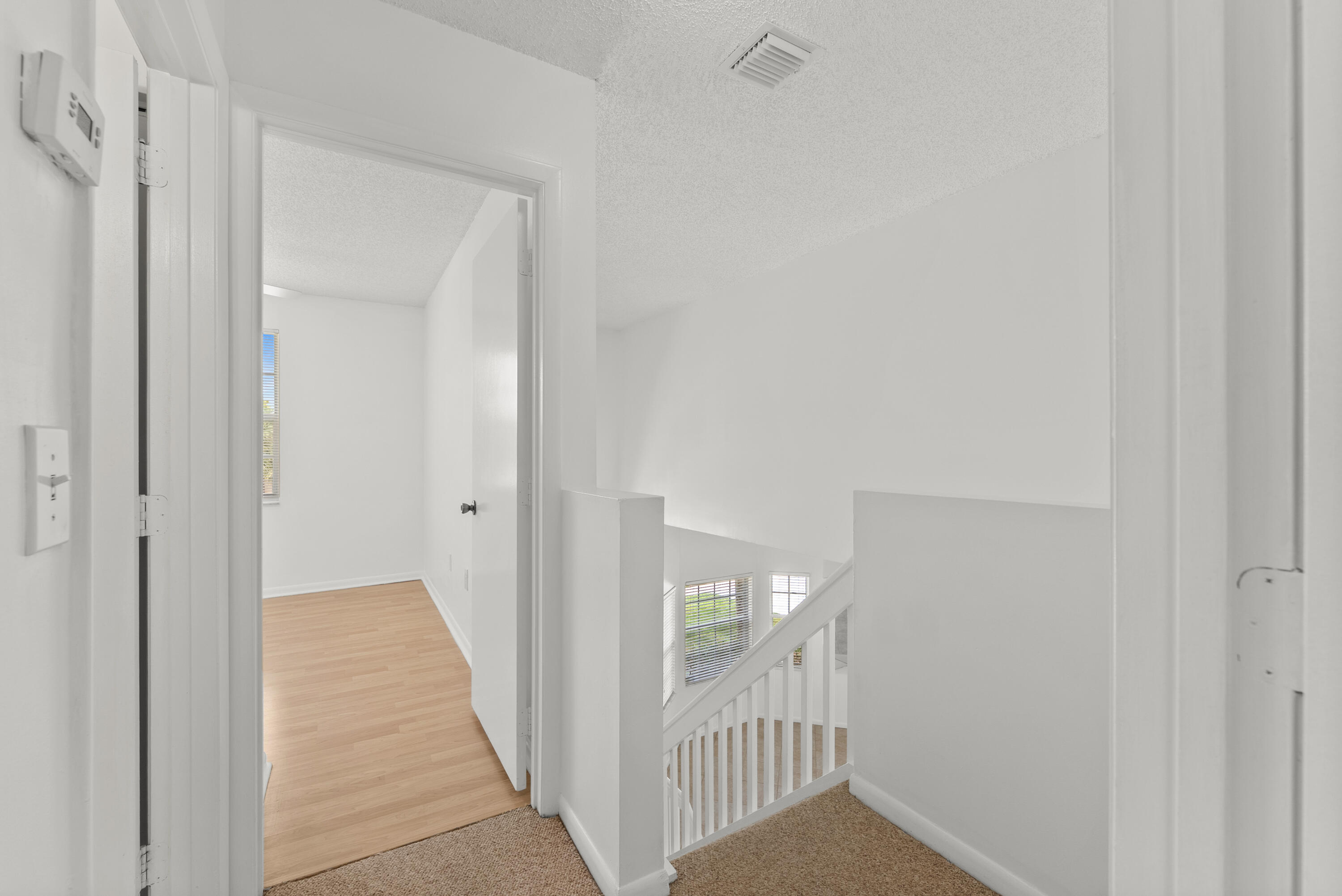 Towngate 156-11 B - Residential