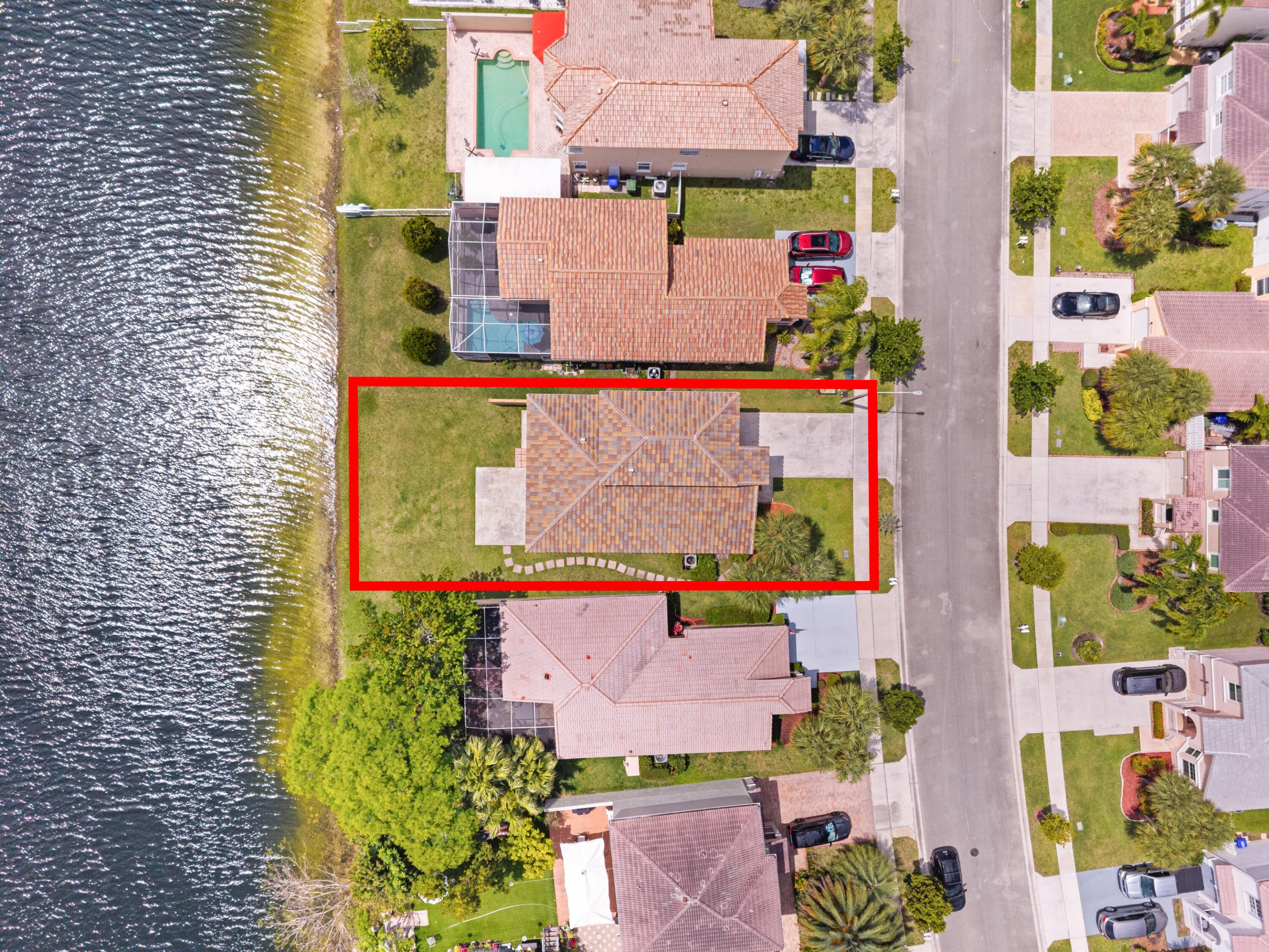 Towngate 156-11 B - Residential