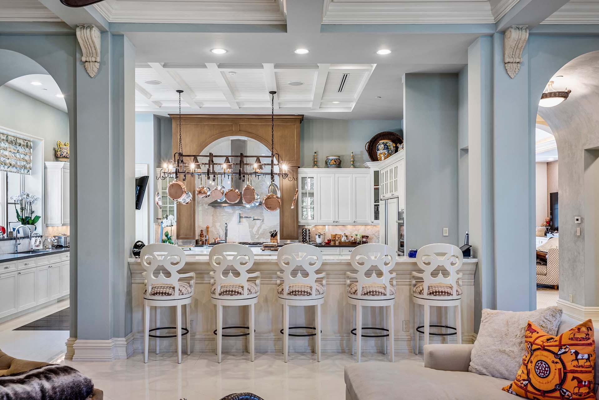 ROYAL PALM YACHT & COUNTRY CLUB - Residential