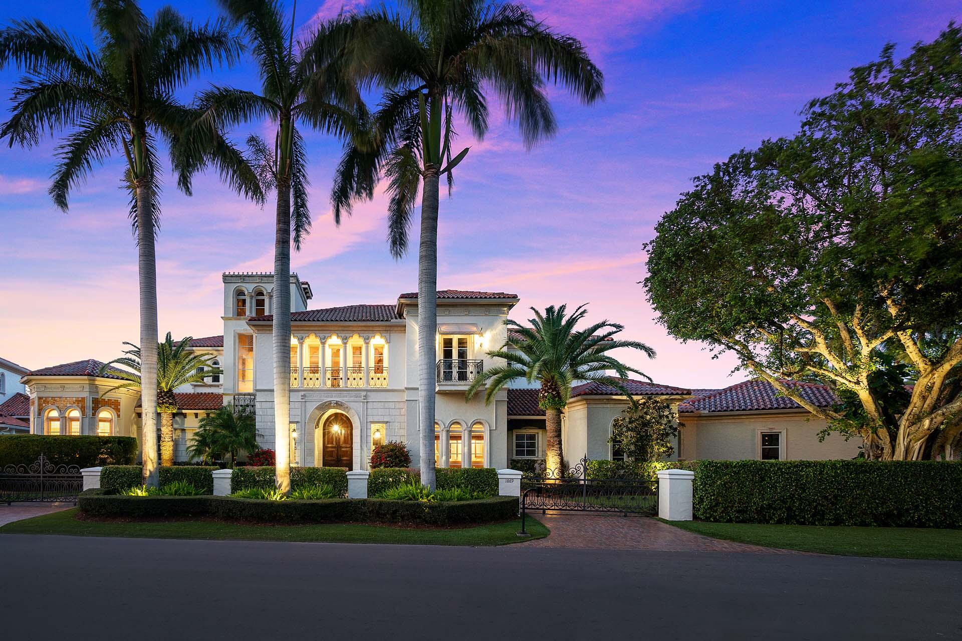 ROYAL PALM YACHT & COUNTRY CLUB - Residential