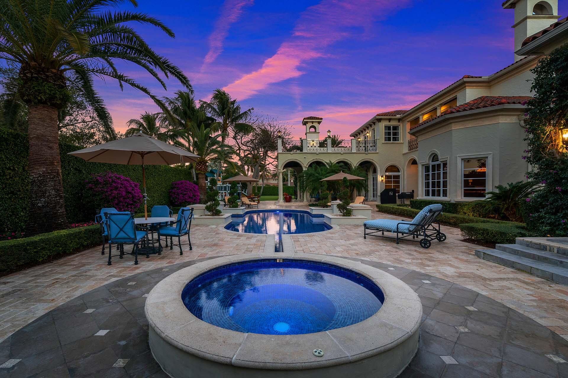 ROYAL PALM YACHT & COUNTRY CLUB - Residential