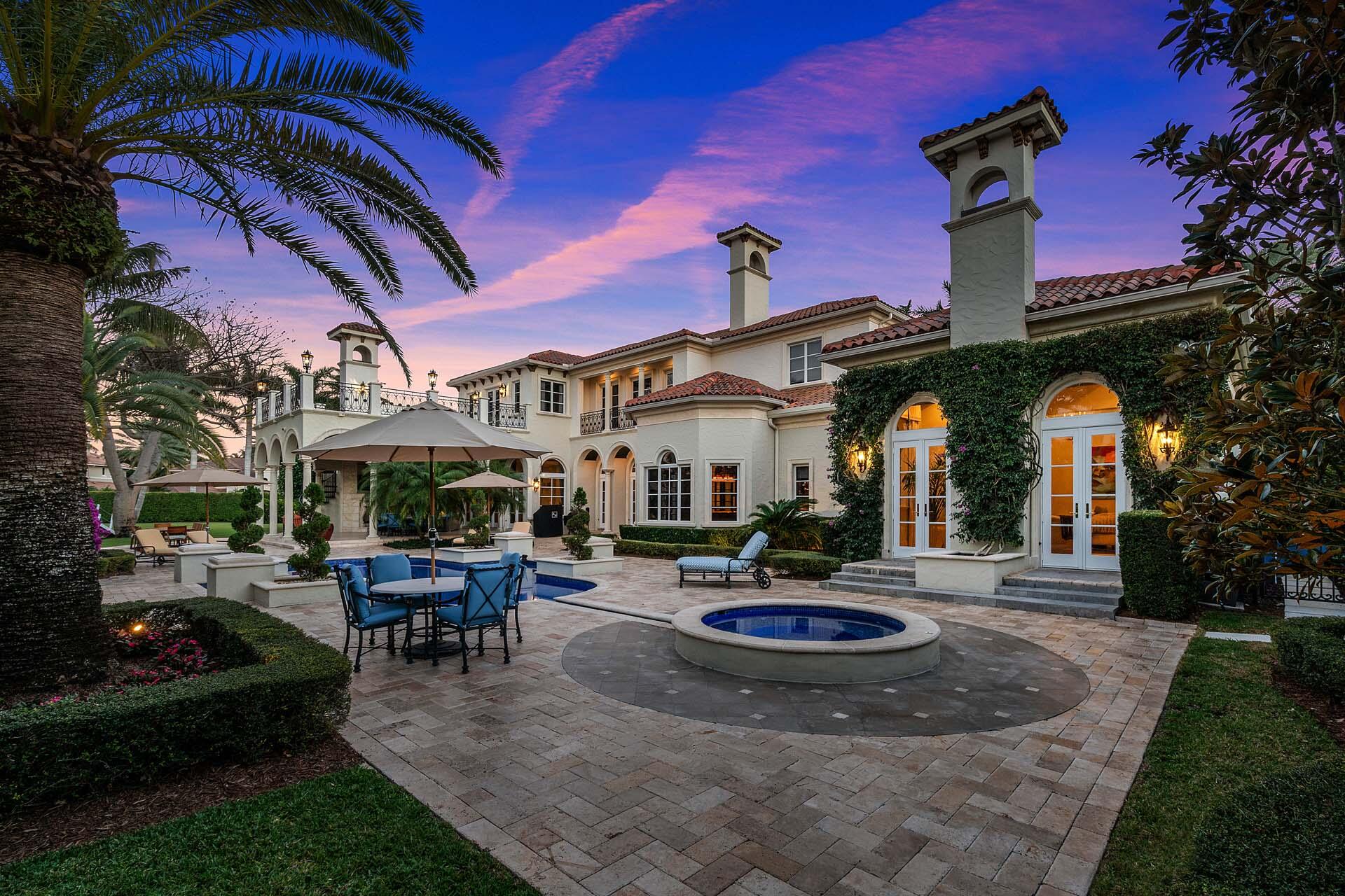ROYAL PALM YACHT & COUNTRY CLUB - Residential
