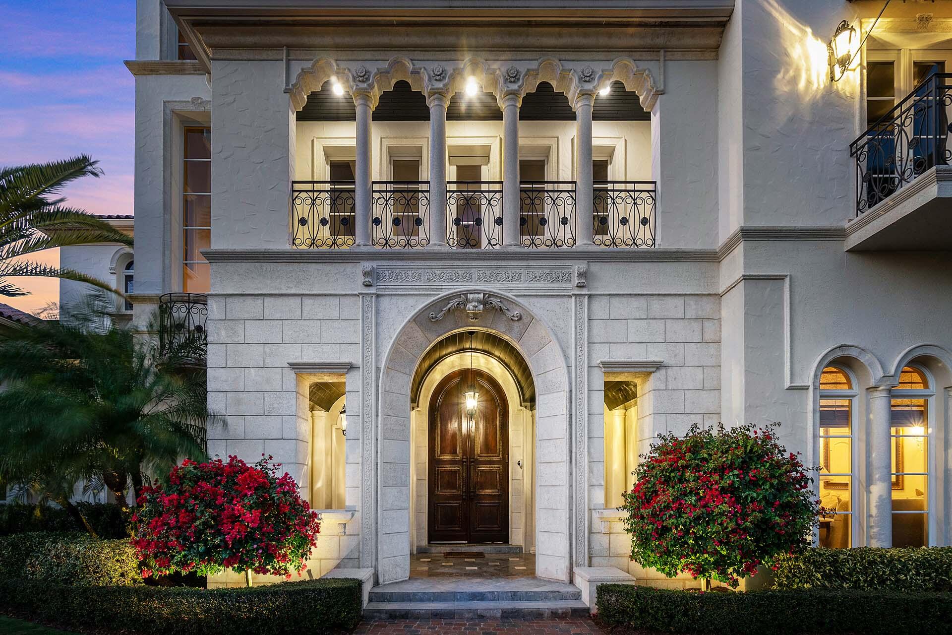 ROYAL PALM YACHT & COUNTRY CLUB - Residential