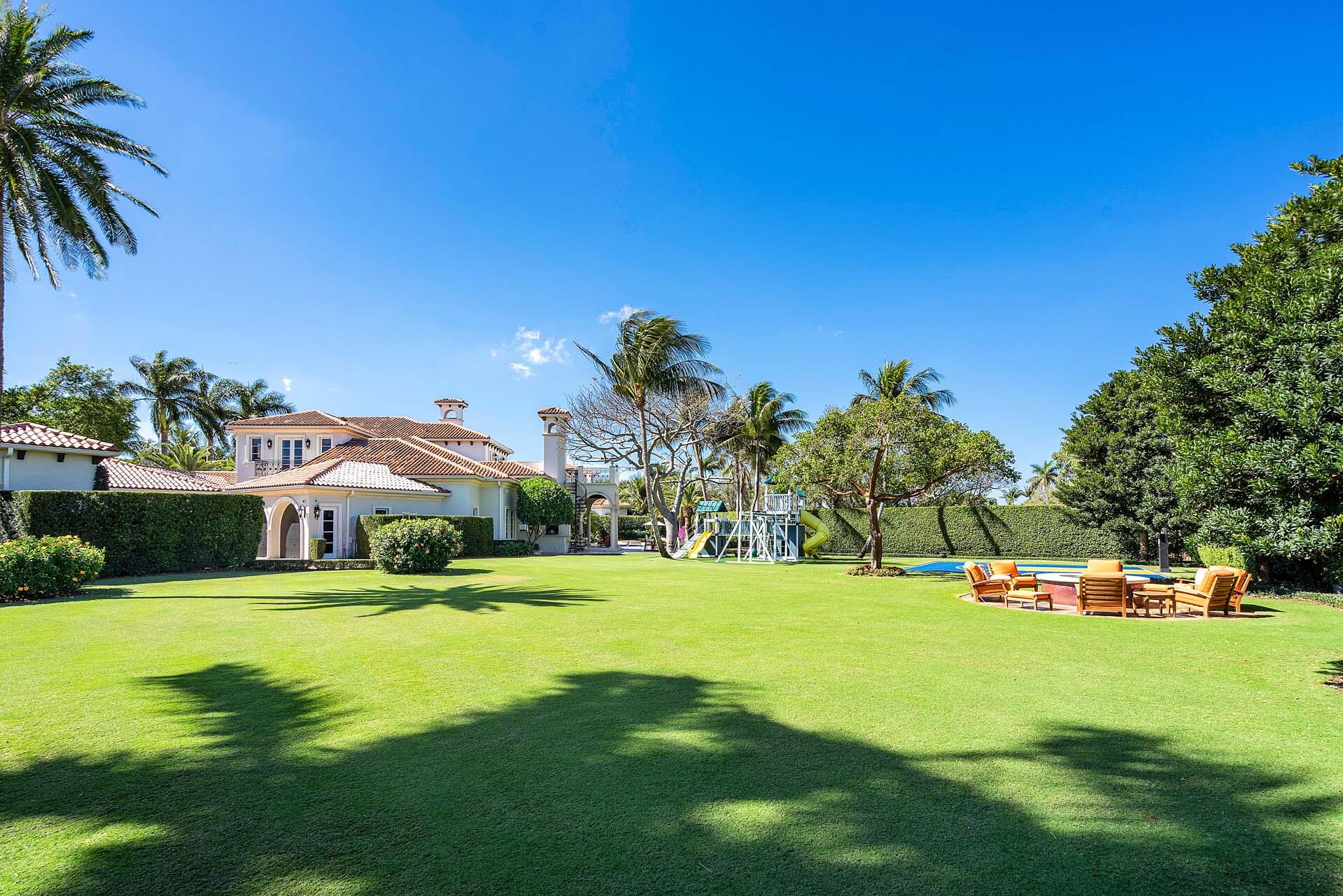 ROYAL PALM YACHT & COUNTRY CLUB - Residential