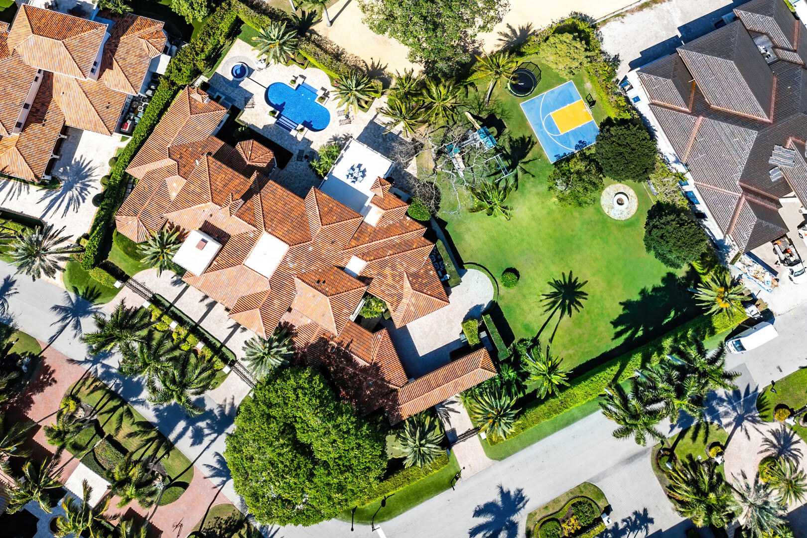 ROYAL PALM YACHT & COUNTRY CLUB - Residential