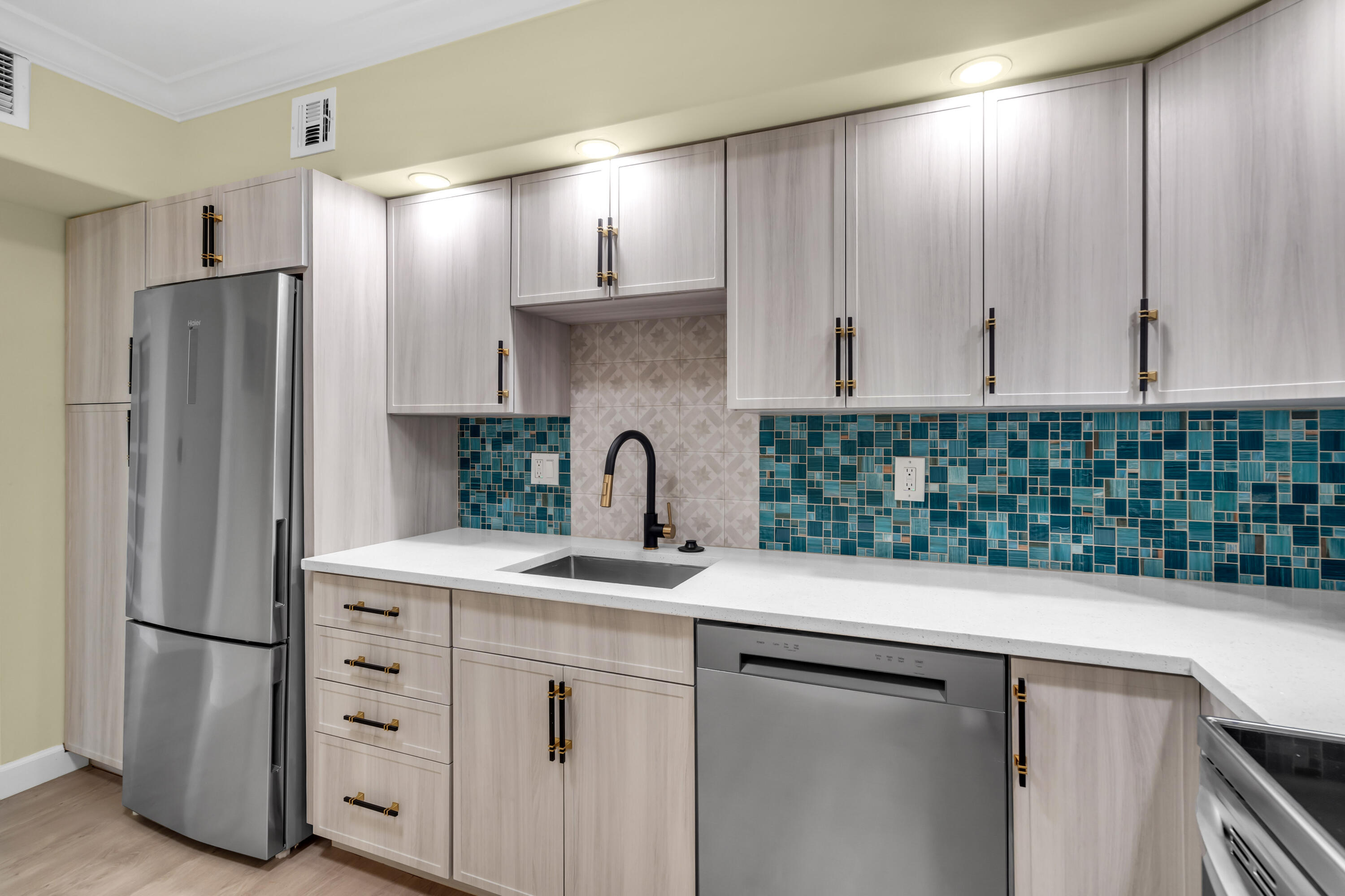 PATRICIAN CONDO - Residential