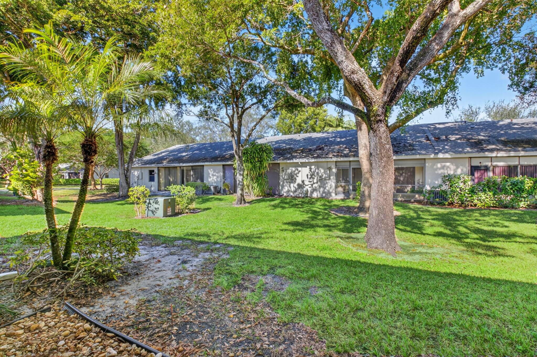 WATERBERRY VILLAS - Residential