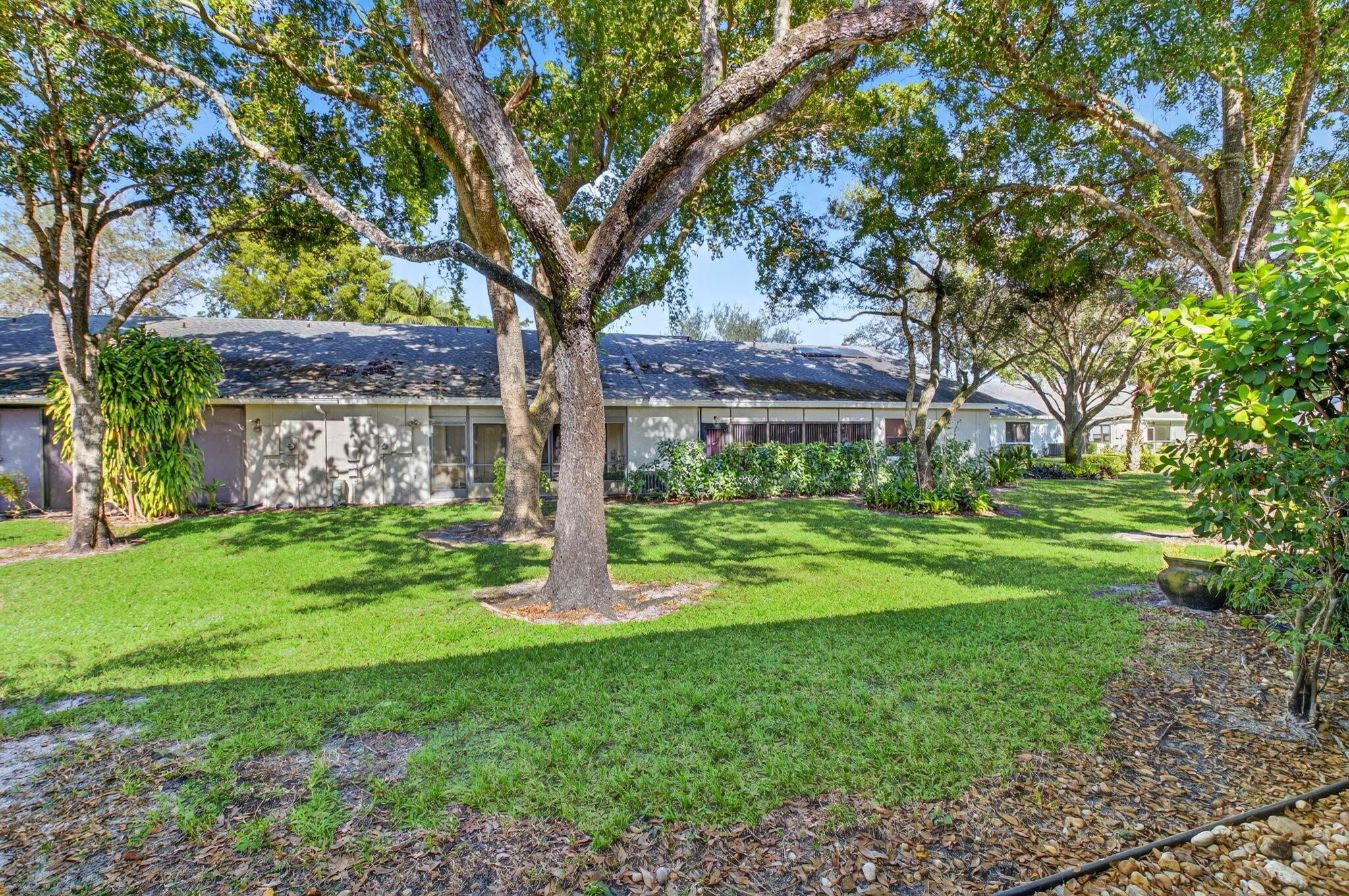 WATERBERRY VILLAS - Residential