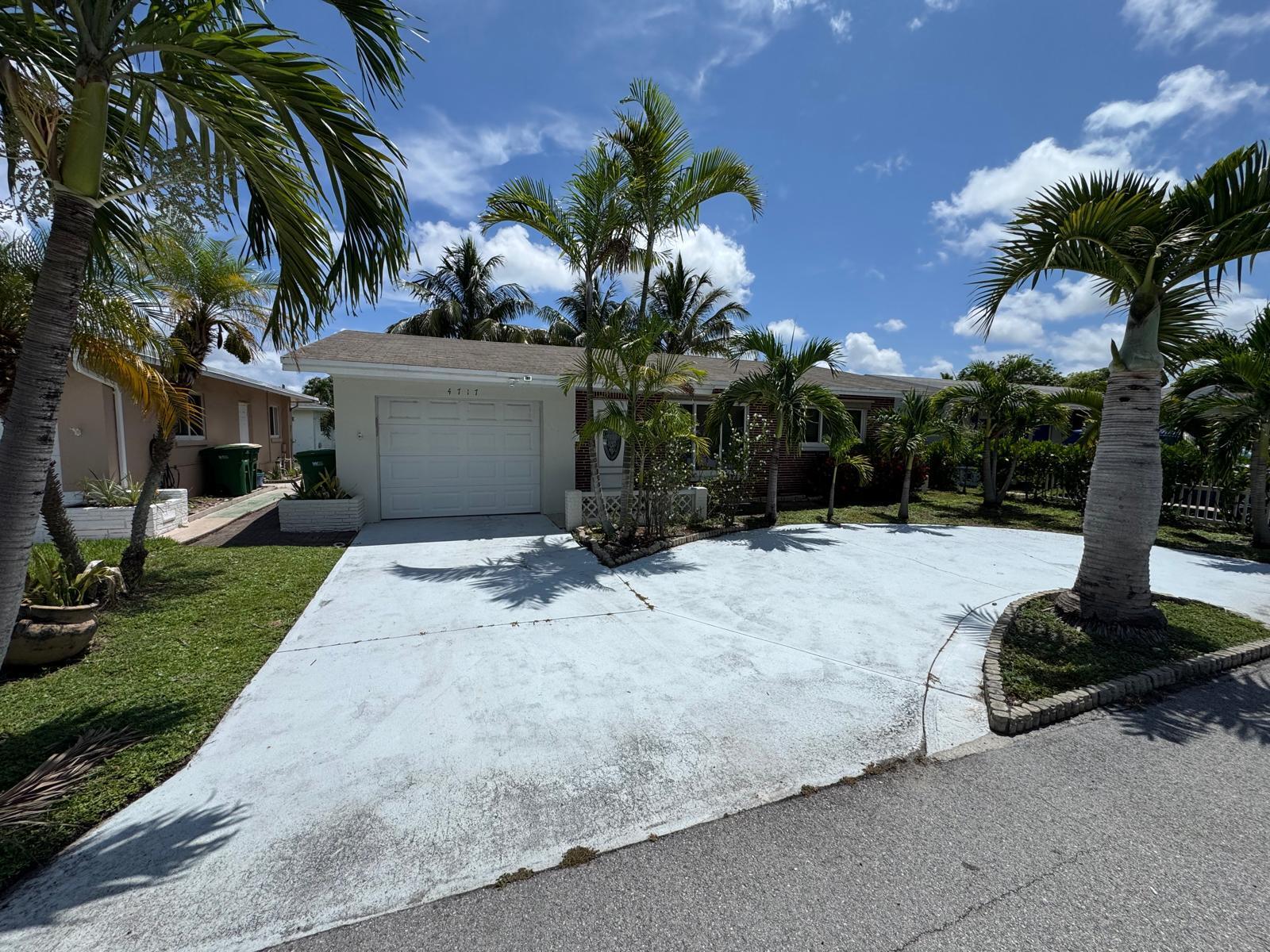 MAINLANDS OF TAMARAC LAKES - Residential