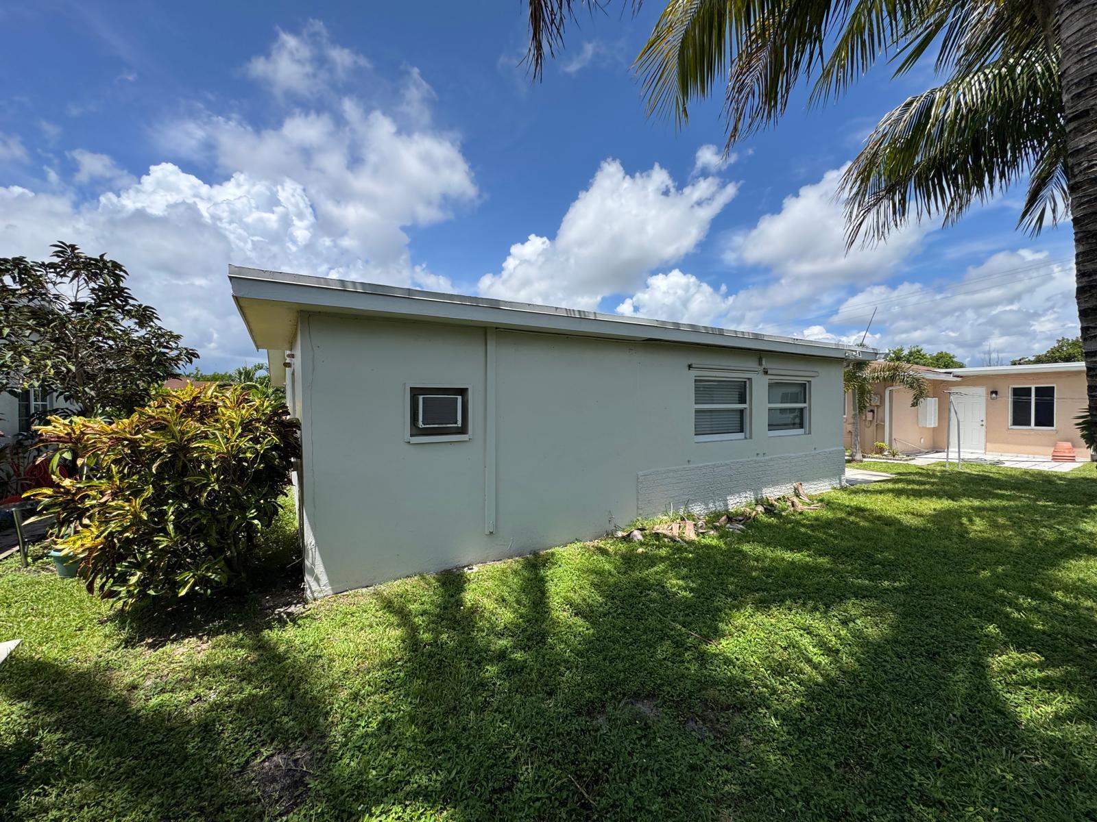 MAINLANDS OF TAMARAC LAKES - Residential