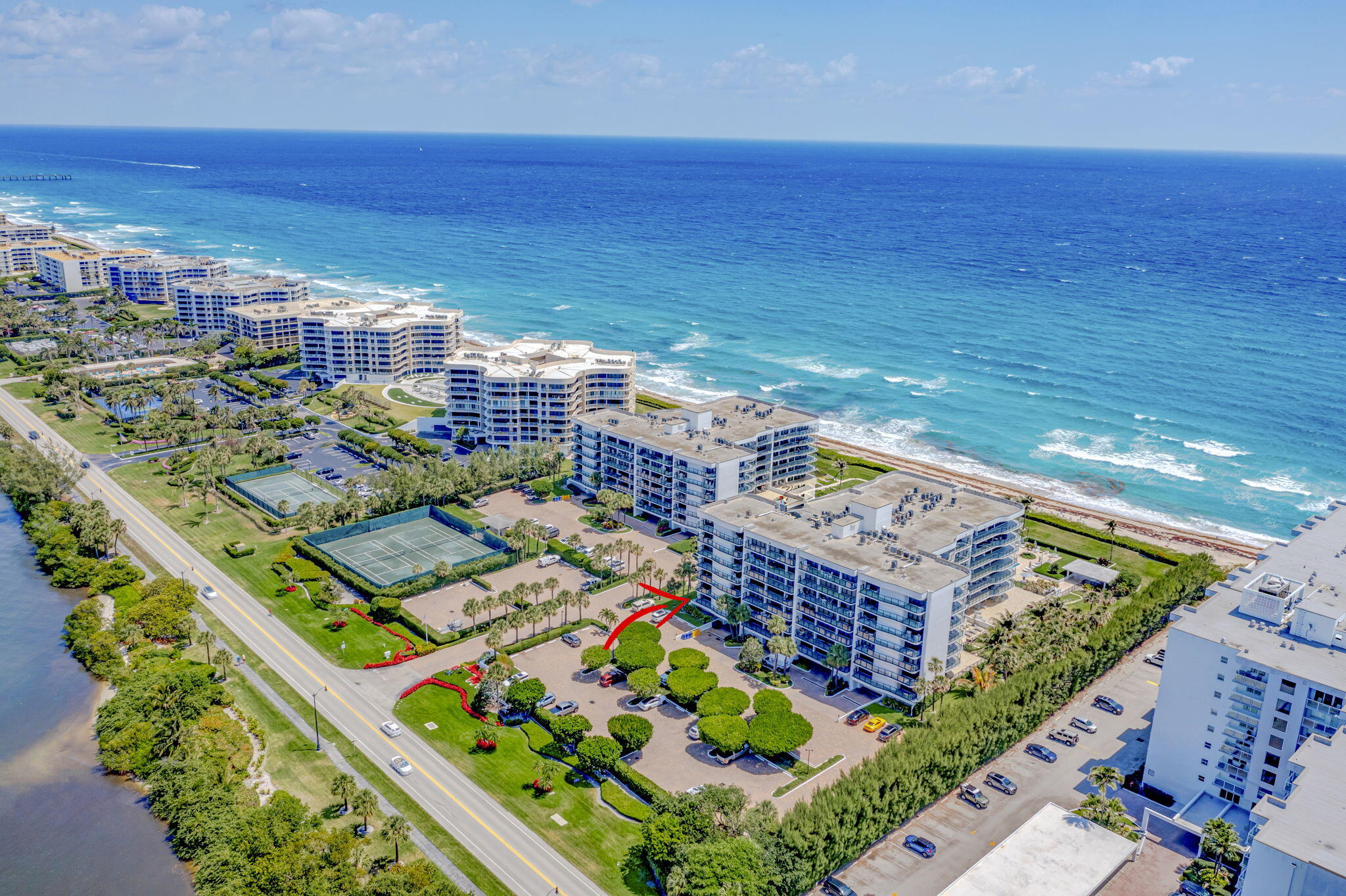 HALCYON OF PALM BEACH - Residential