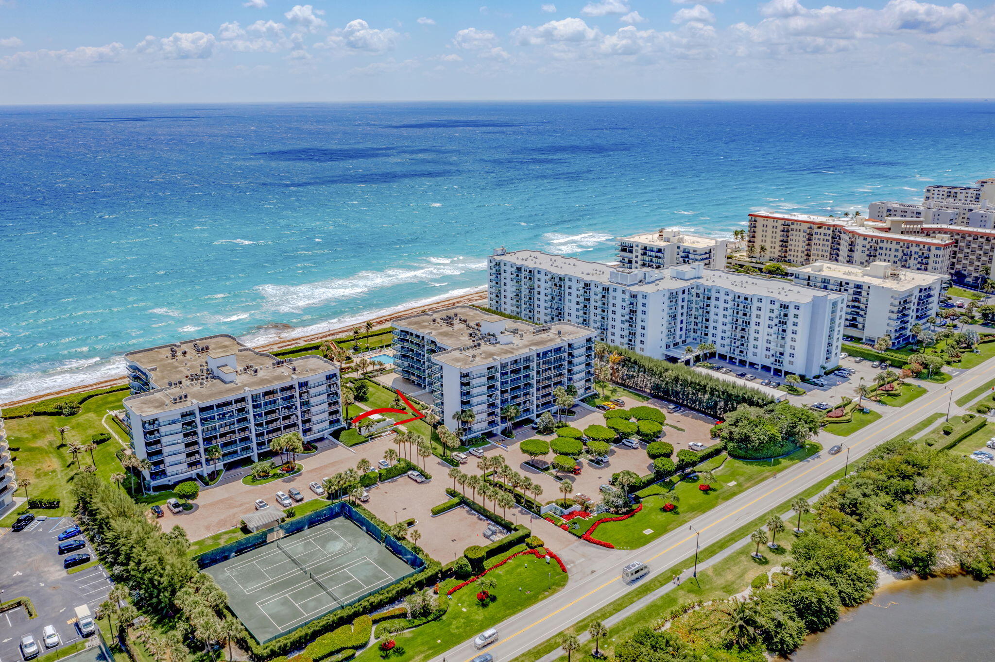 HALCYON OF PALM BEACH - Residential