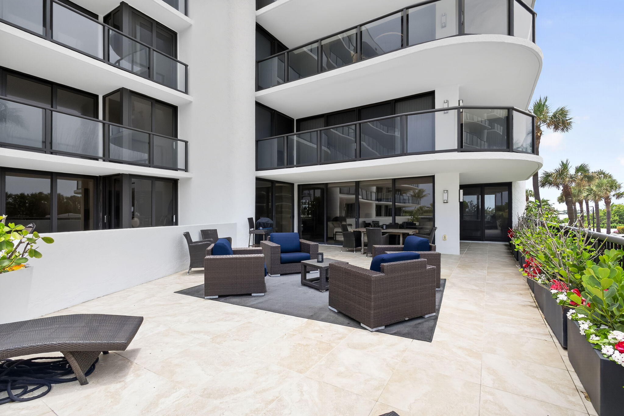 HALCYON OF PALM BEACH - Residential