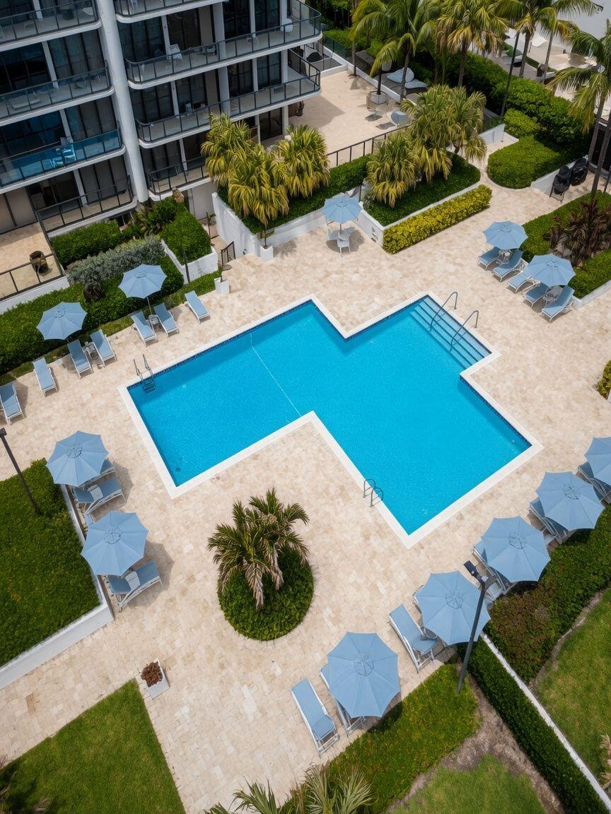 HALCYON OF PALM BEACH - Residential