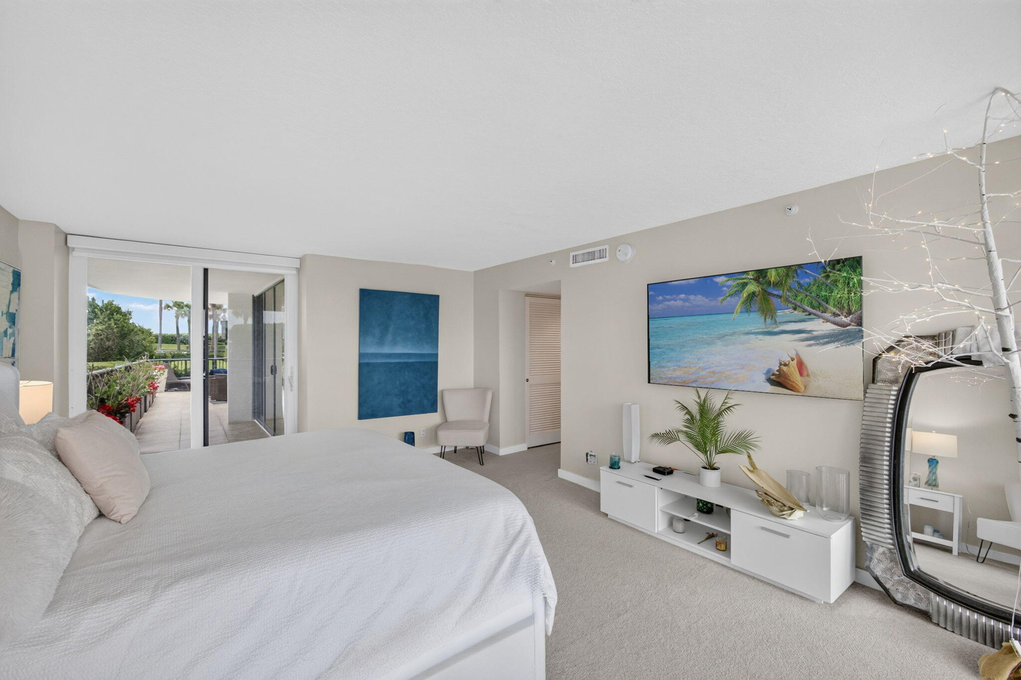 HALCYON OF PALM BEACH - Residential
