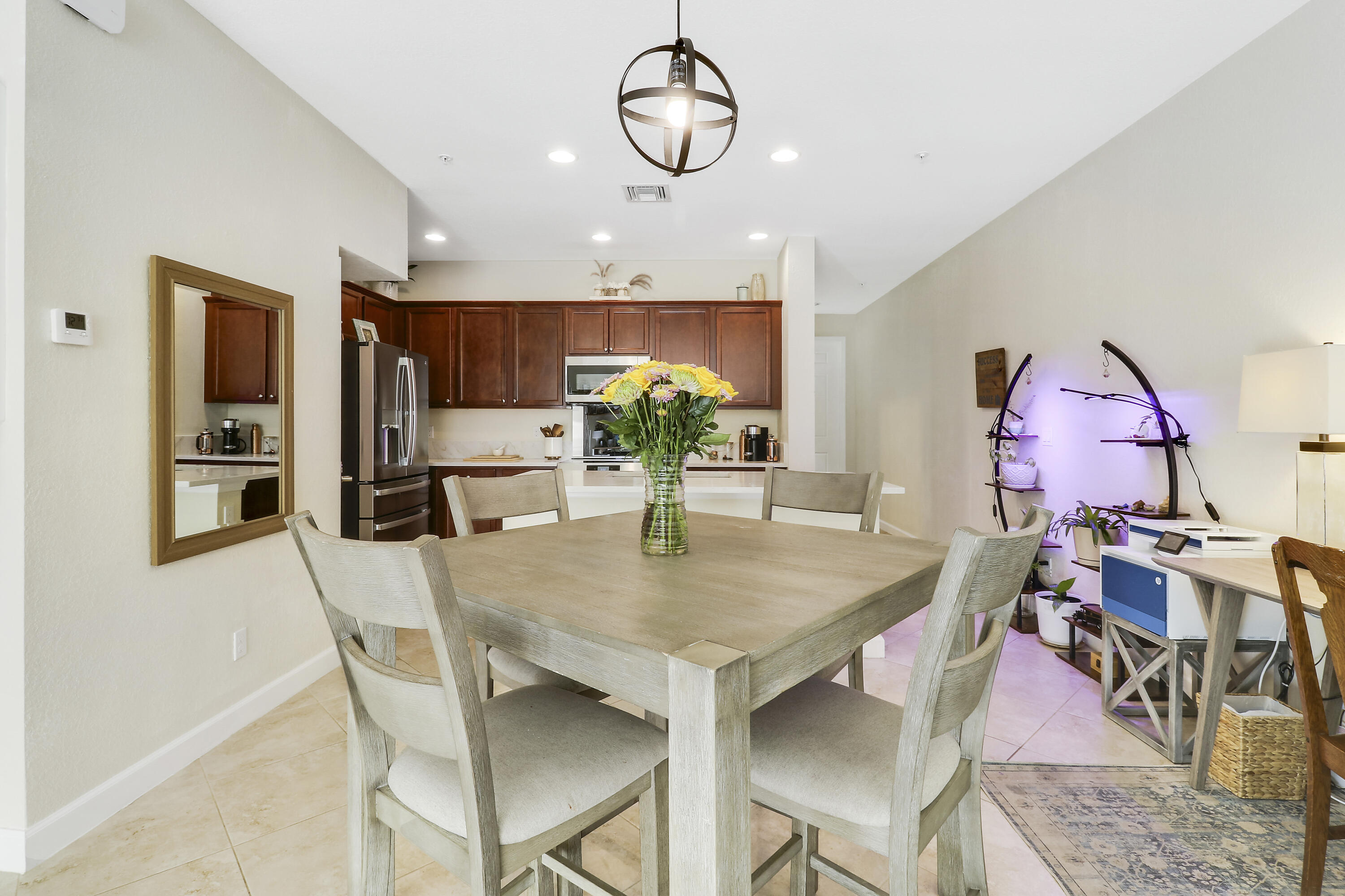 RIVER MARINA - Residential Lease