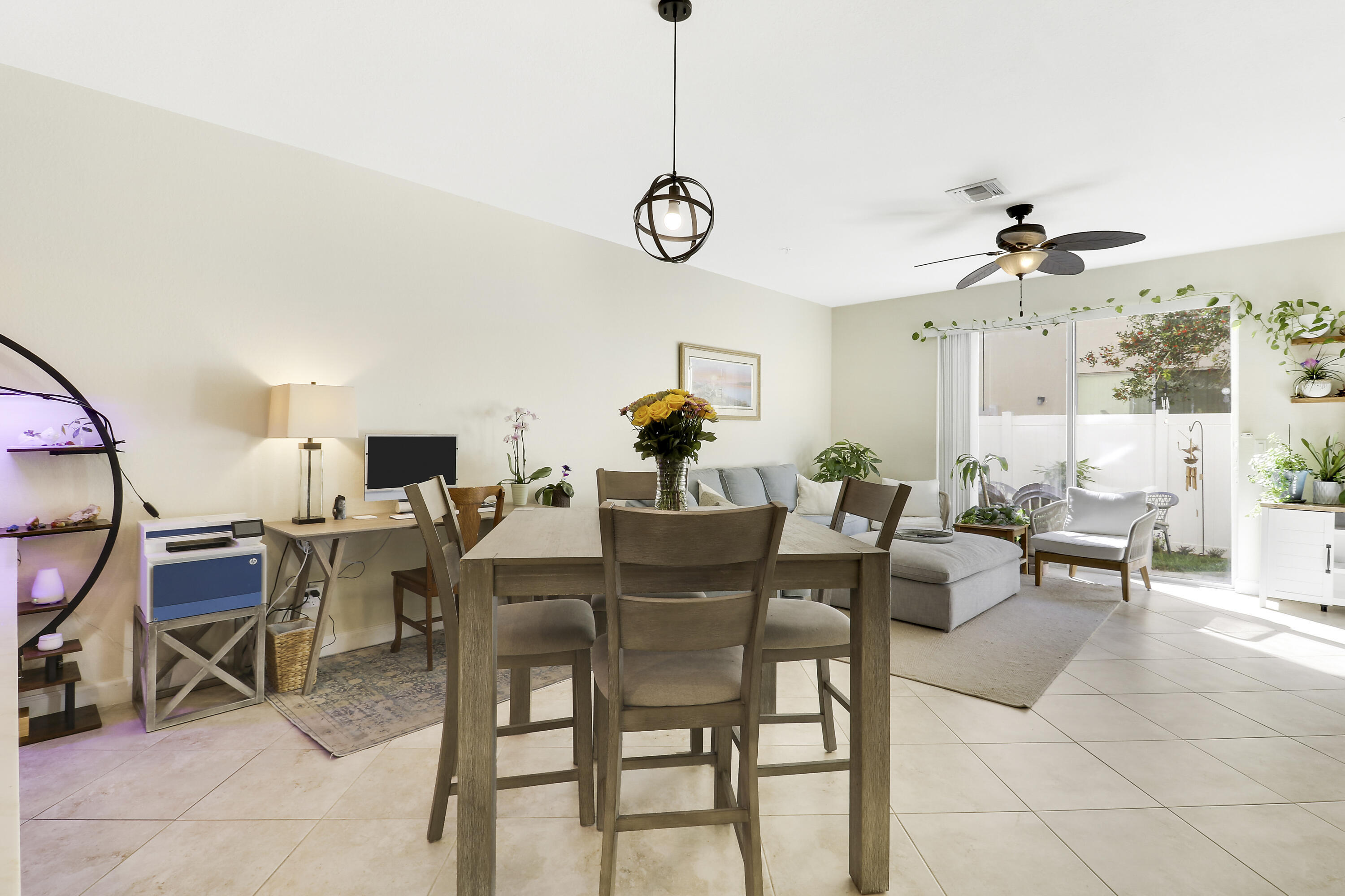 RIVER MARINA - Residential Lease