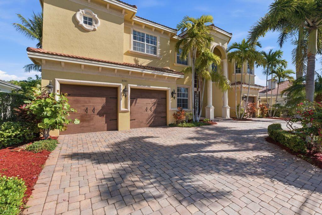 CORAL KEY VILLAS 1ST SEC - Residential