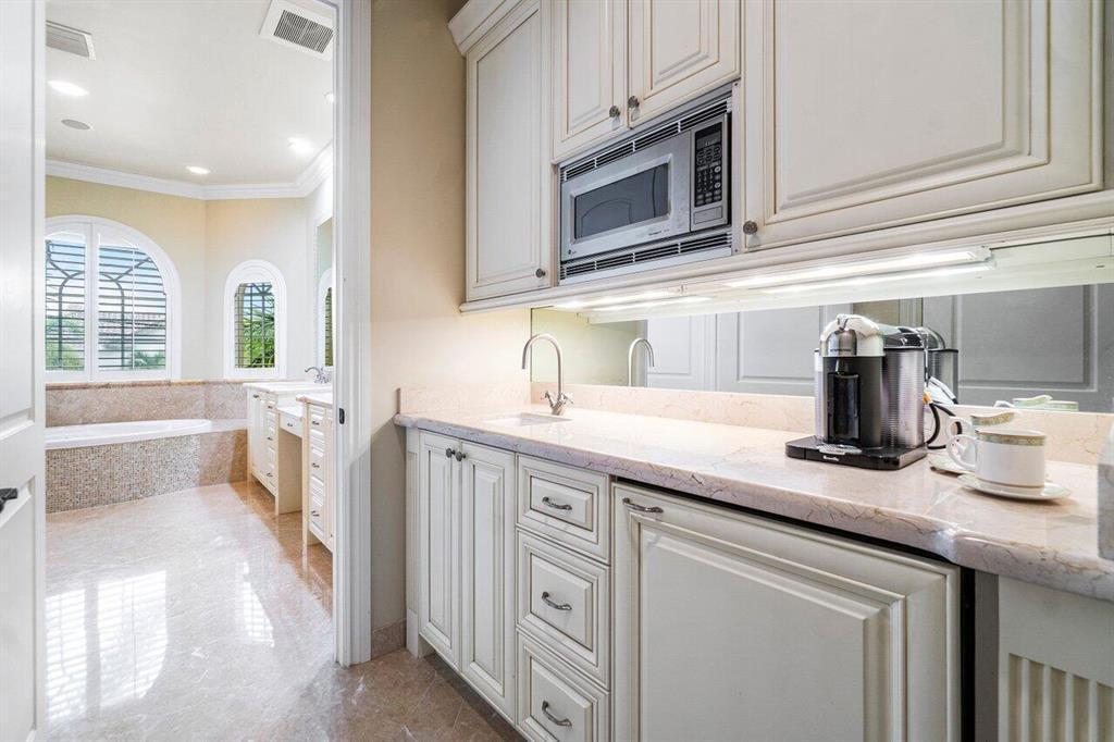 CORAL KEY VILLAS 1ST SEC - Residential