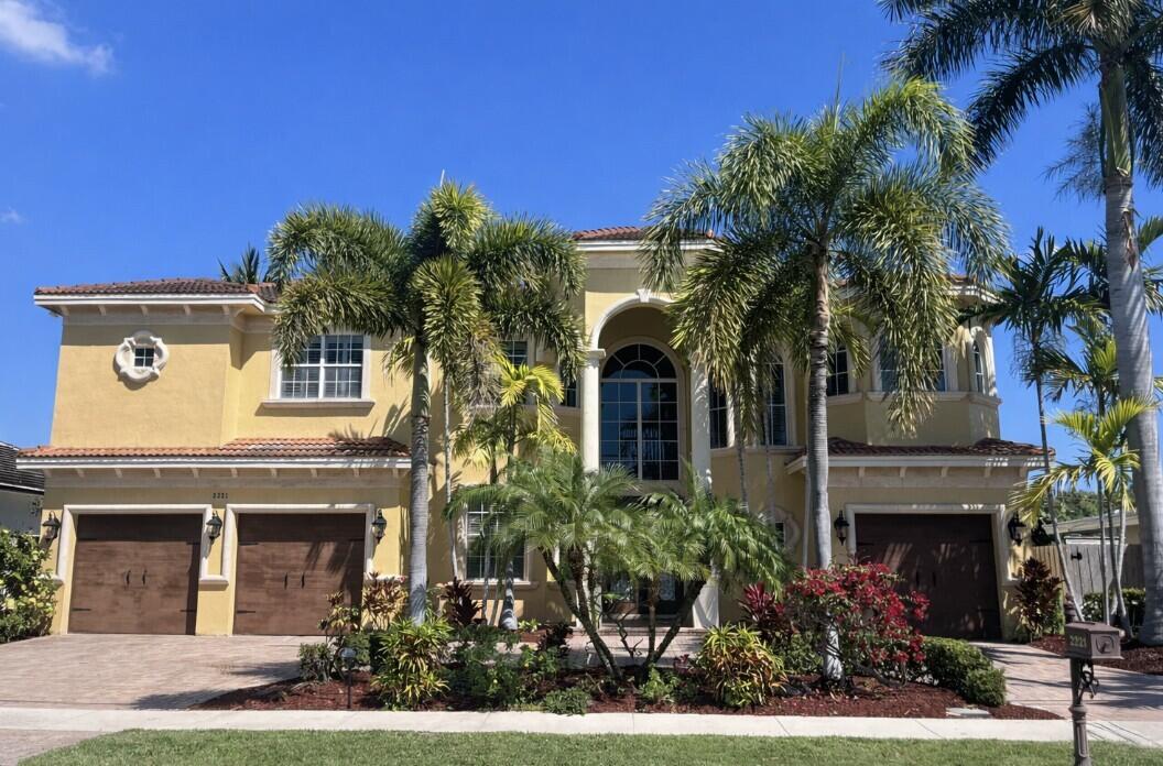 CORAL KEY VILLAS 1ST SEC - Residential