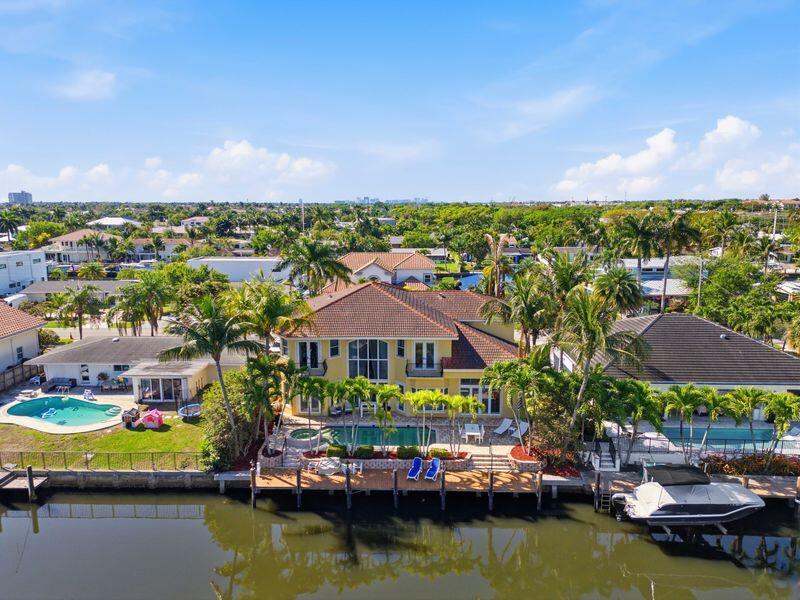 CORAL KEY VILLAS 1ST SEC - Residential
