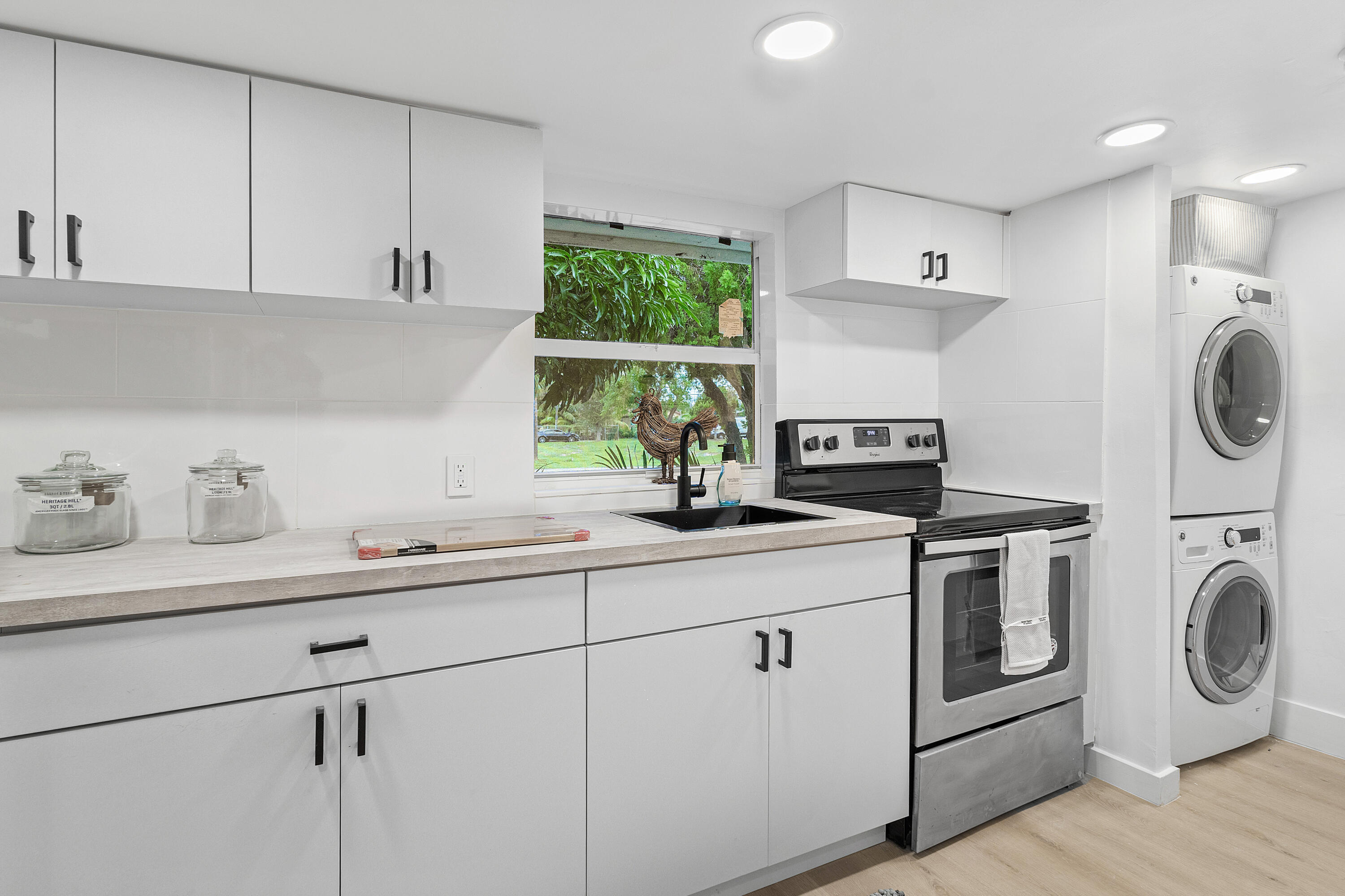 TOWN OF DELRAY - Residential