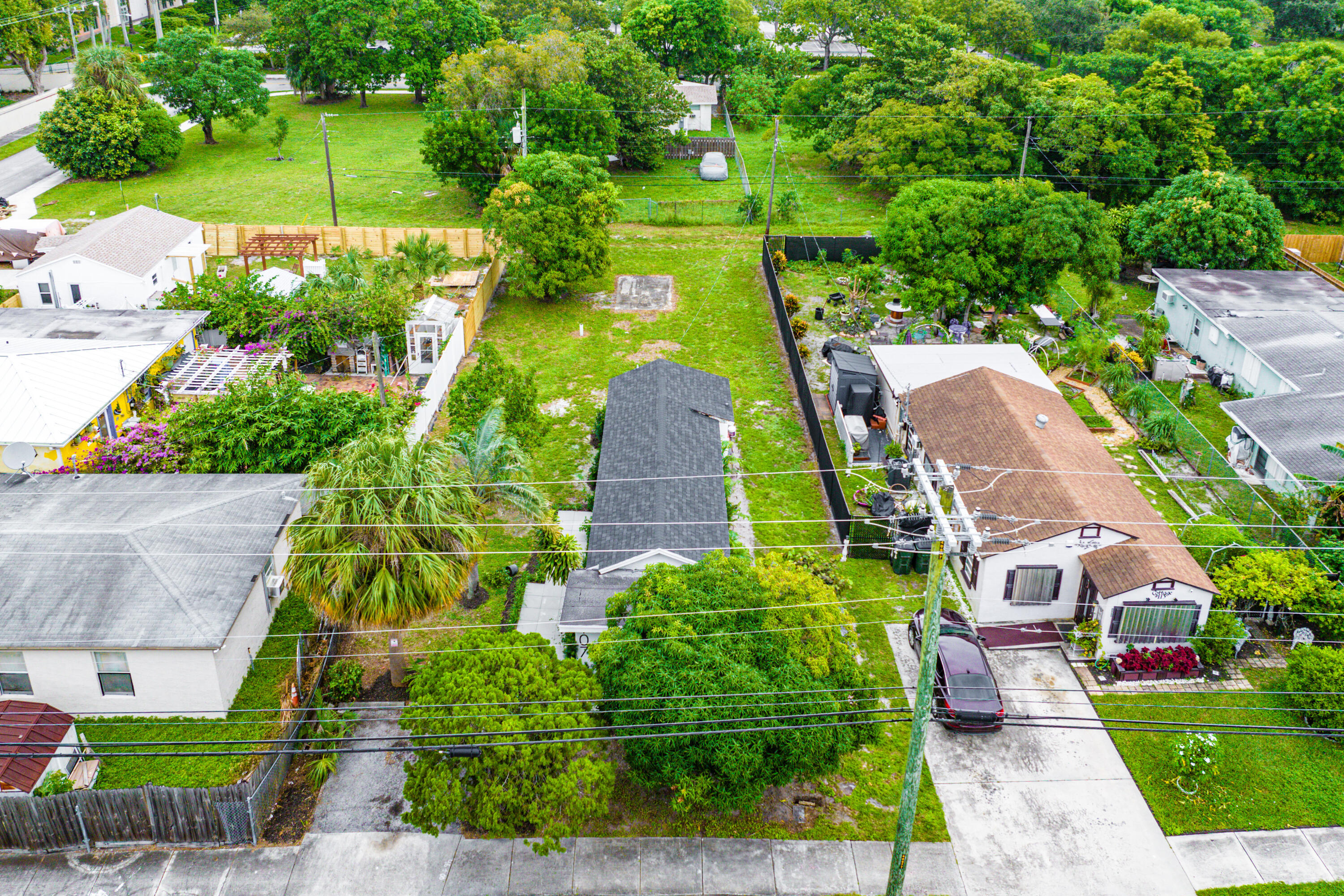 TOWN OF DELRAY - Residential