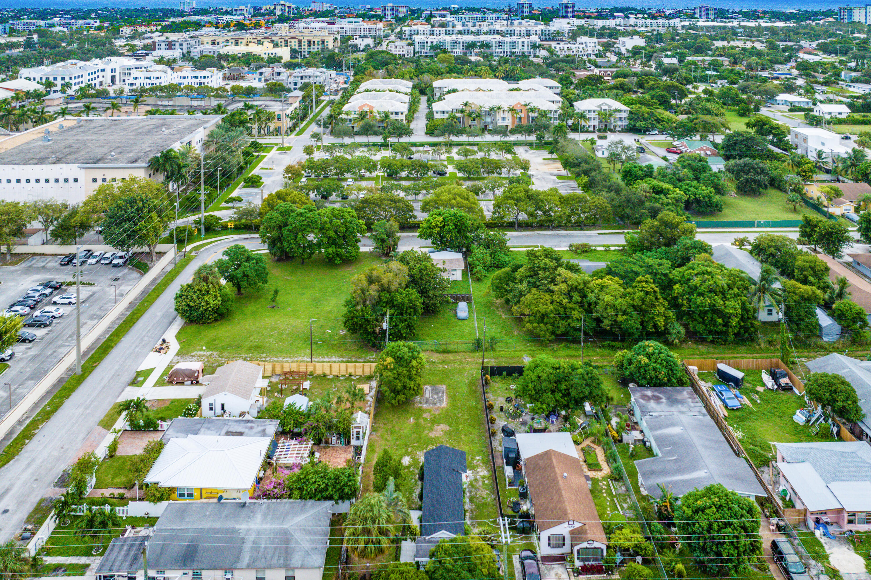 TOWN OF DELRAY - Residential