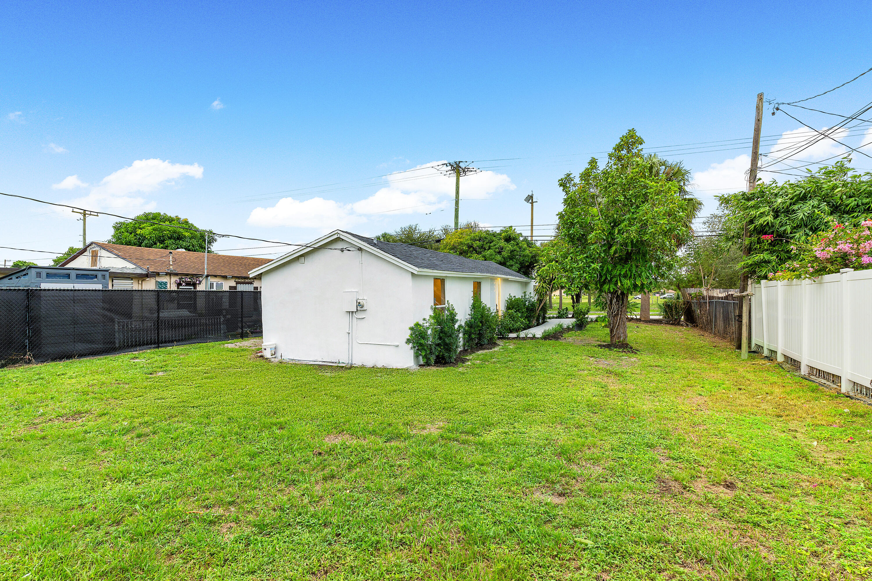 TOWN OF DELRAY - Residential