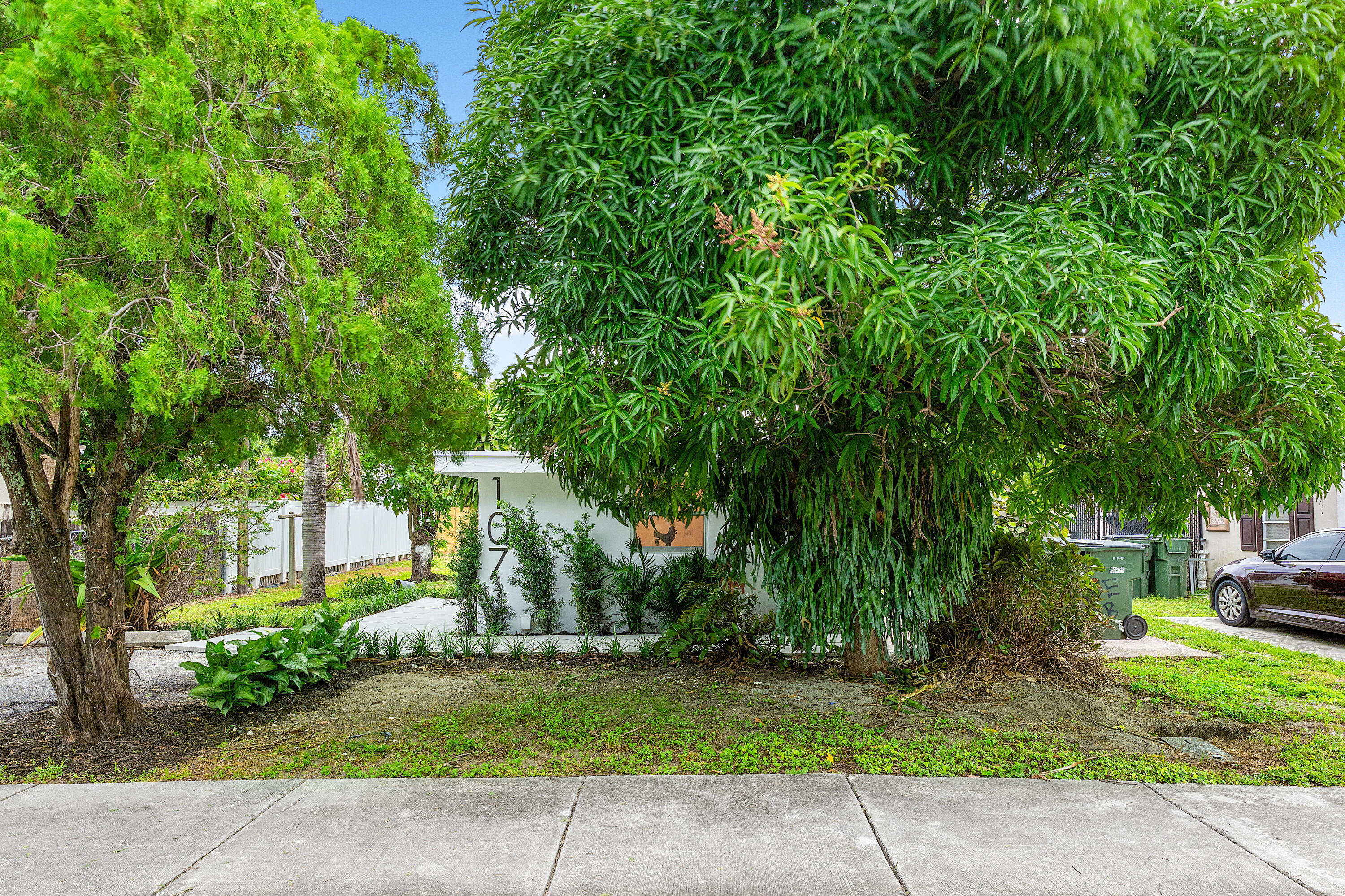 TOWN OF DELRAY - Residential