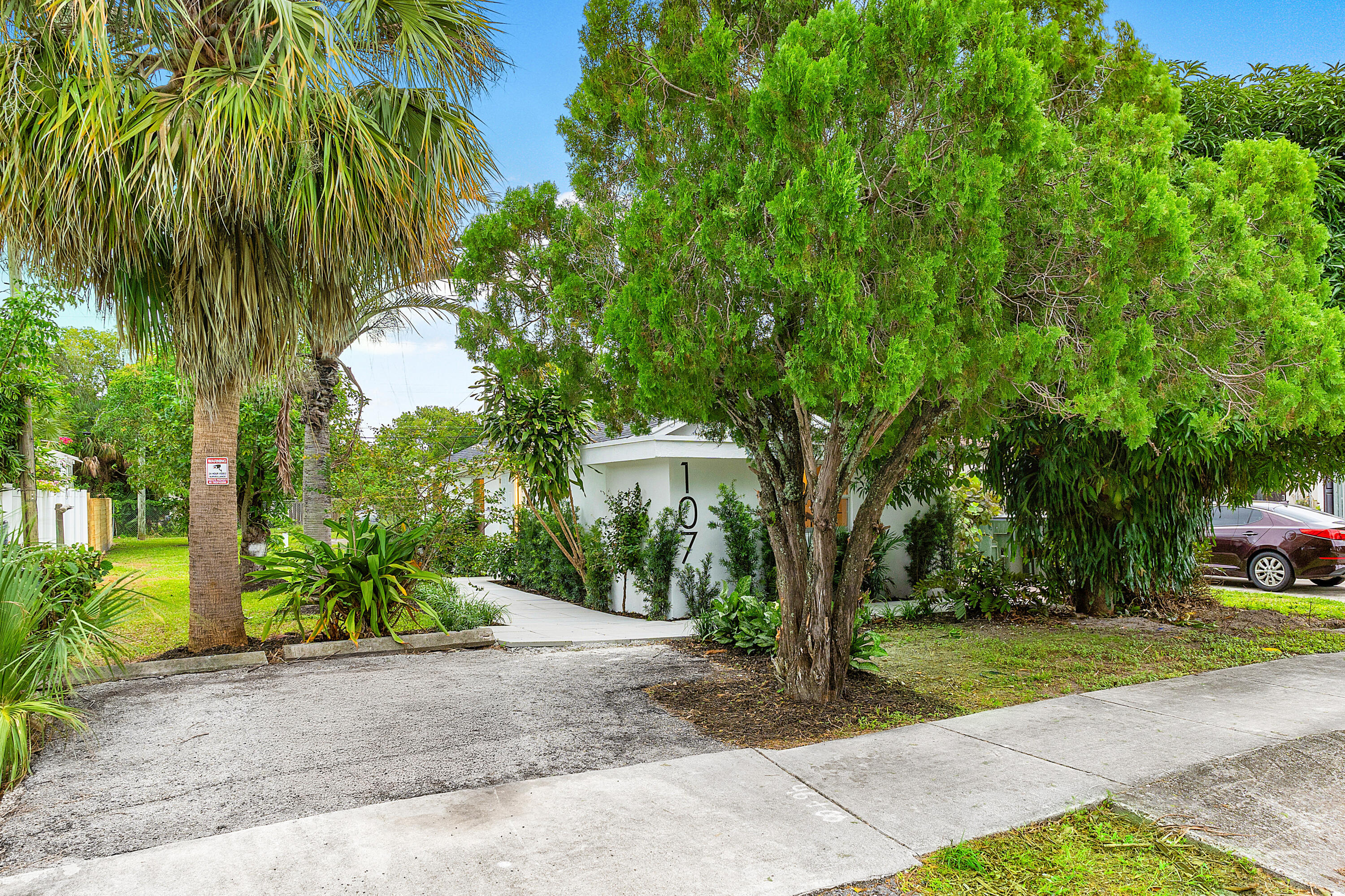 TOWN OF DELRAY - Residential