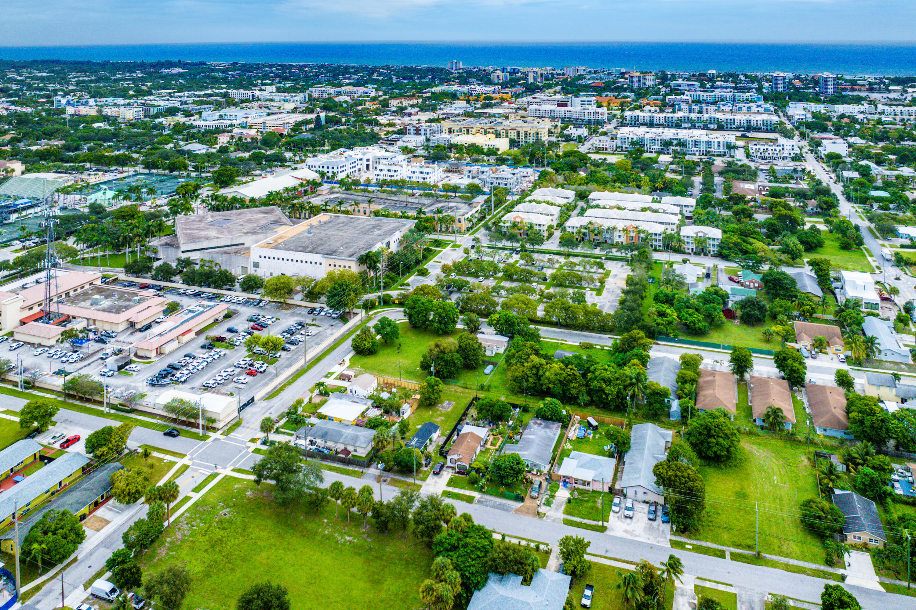 TOWN OF DELRAY - Residential