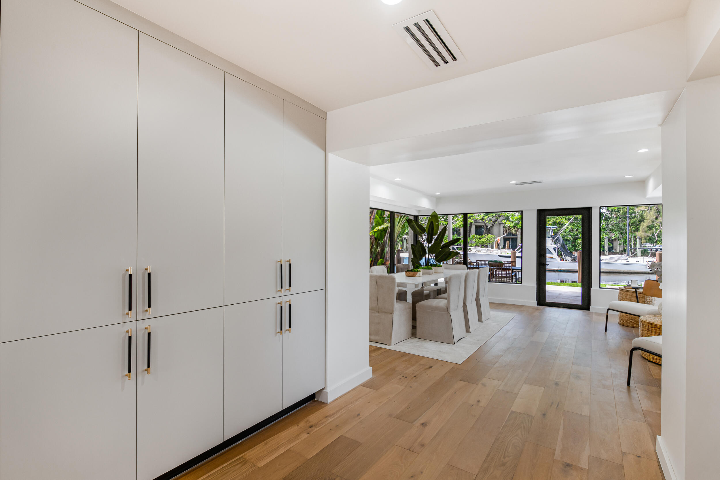 LAUDERDALE ISLES NO 2-BLK 10 - Residential Lease