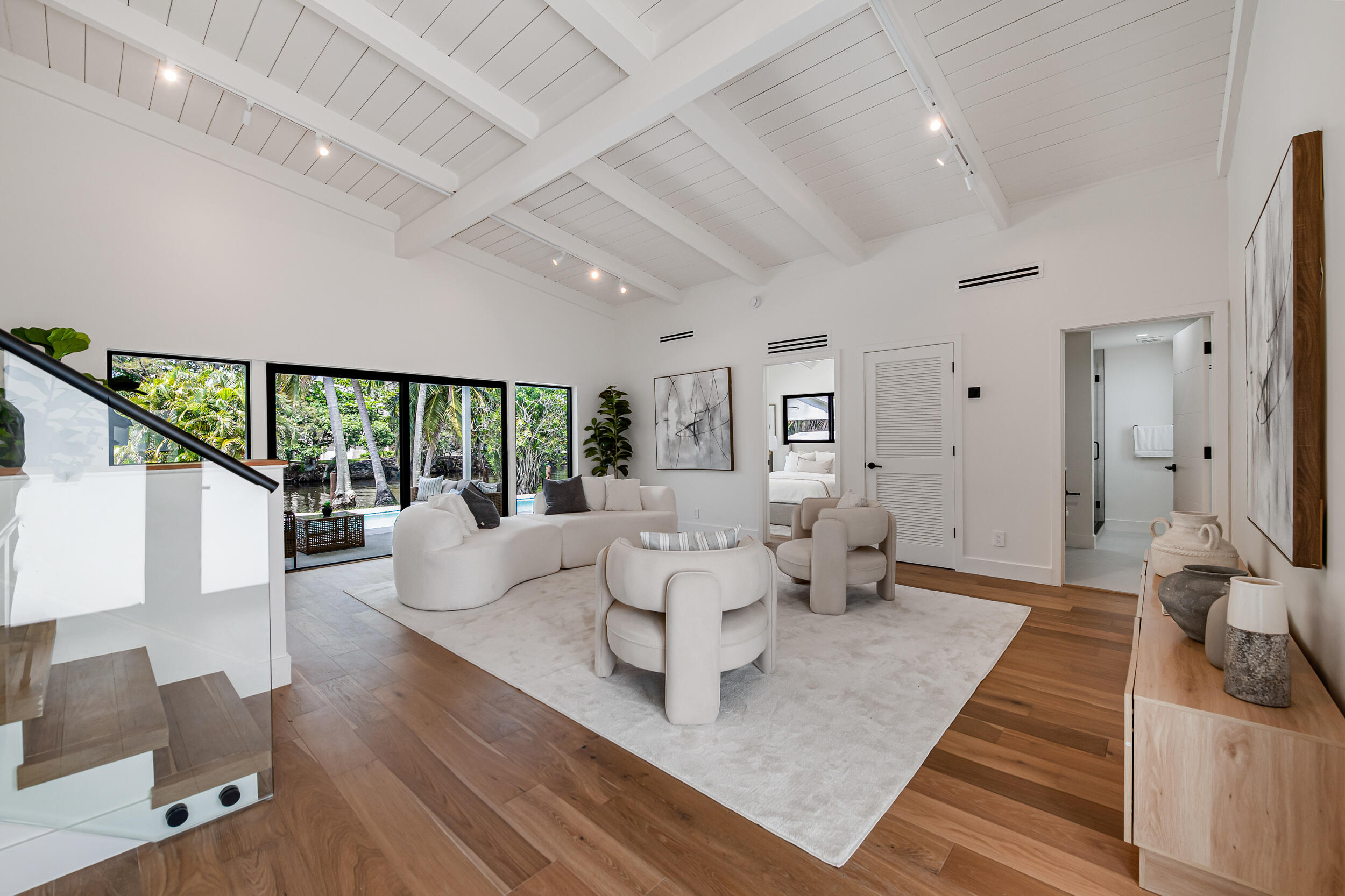 LAUDERDALE ISLES NO 2-BLK 10 - Residential Lease