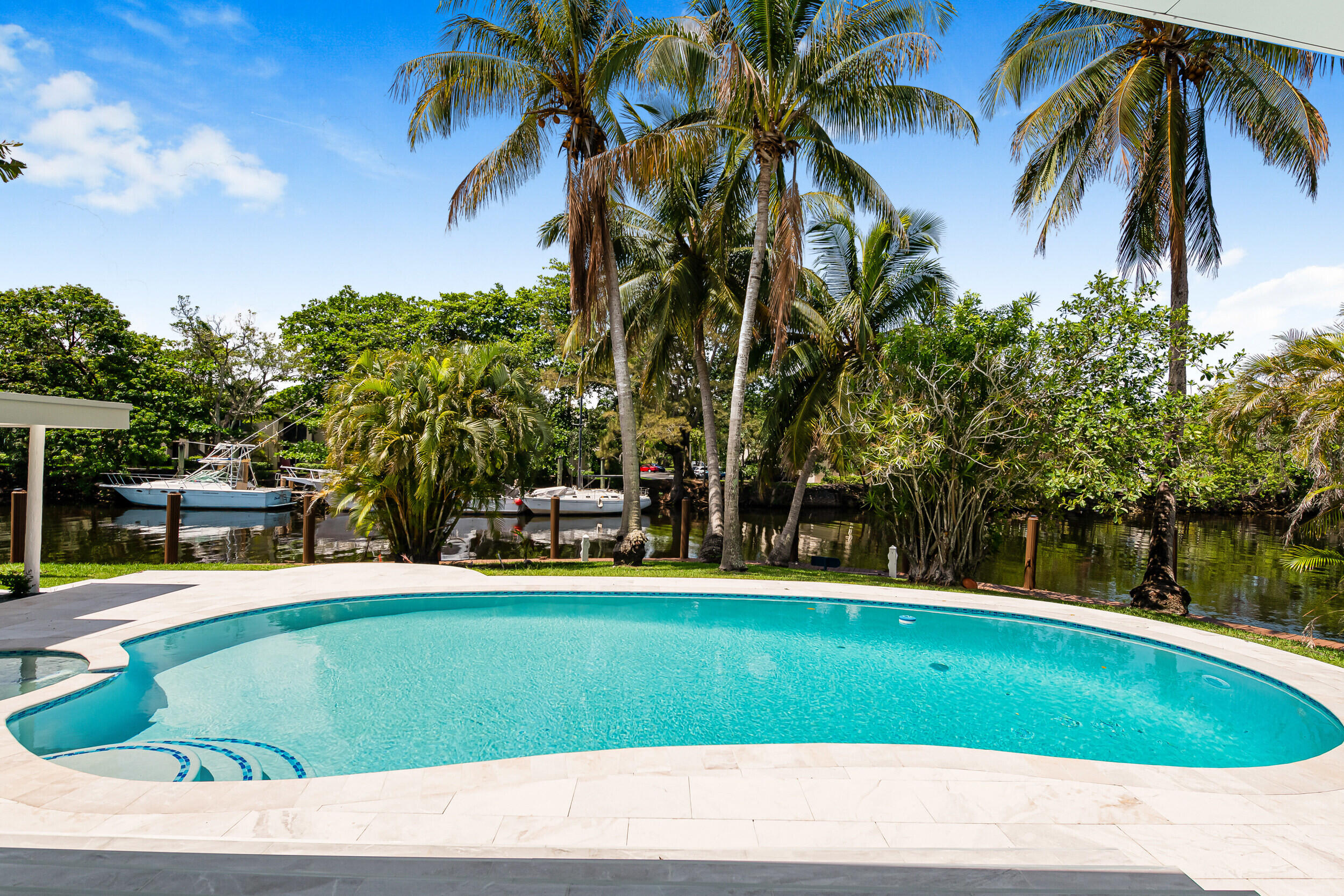 LAUDERDALE ISLES NO 2-BLK 10 - Residential Lease