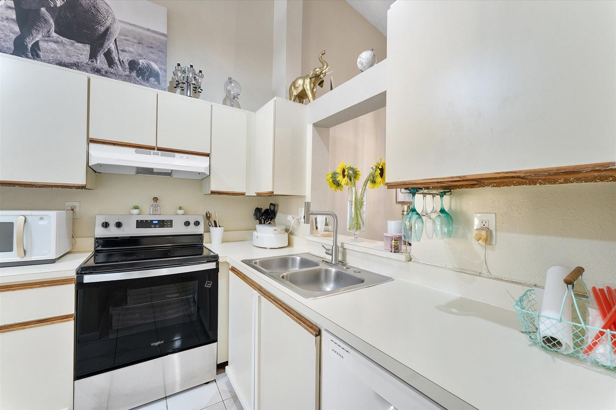 MIRA LAGO - Residential