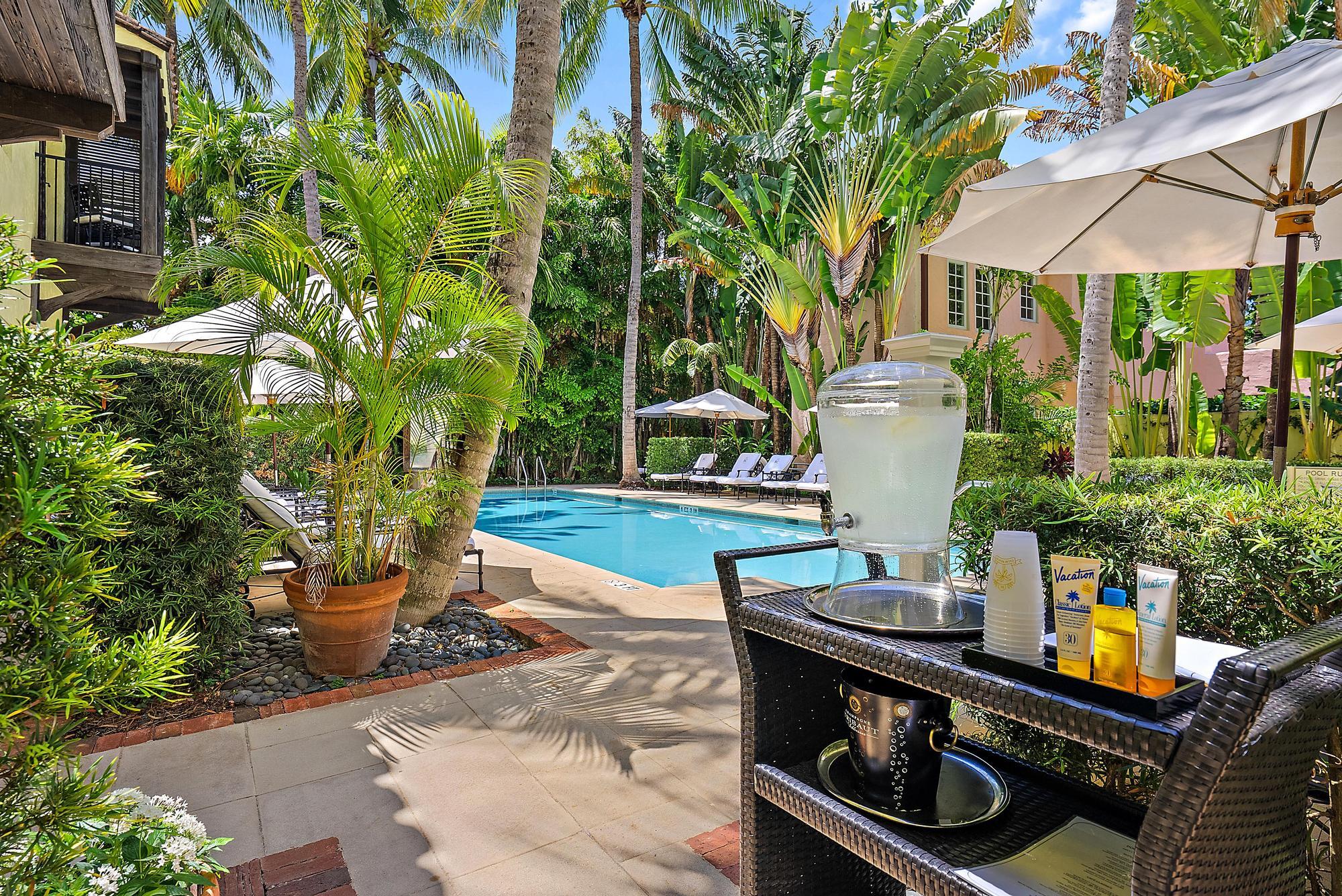 BRAZILIAN COURT HOTEL AND CONDOMINIUM - Residential