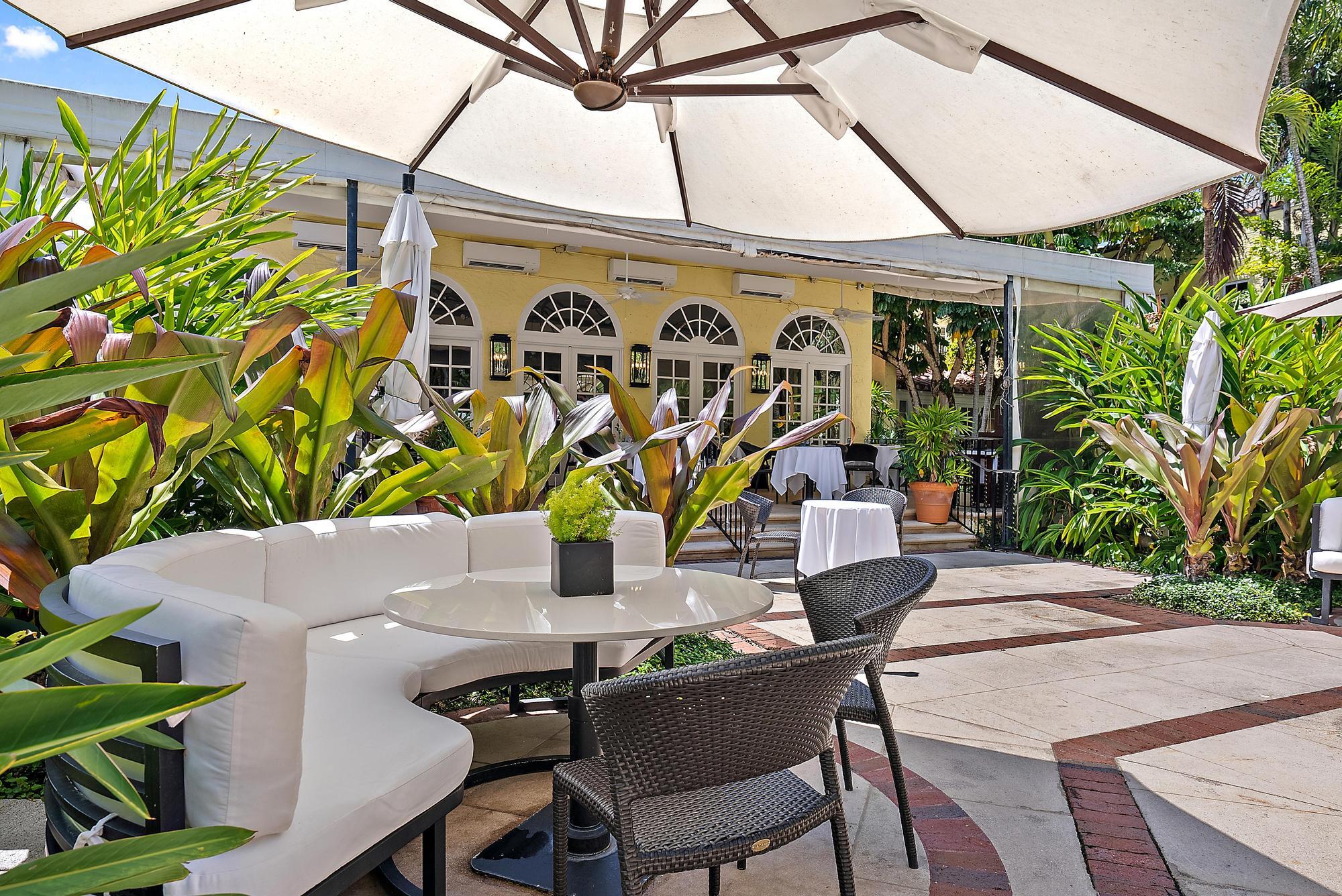 BRAZILIAN COURT HOTEL AND CONDOMINIUM - Residential